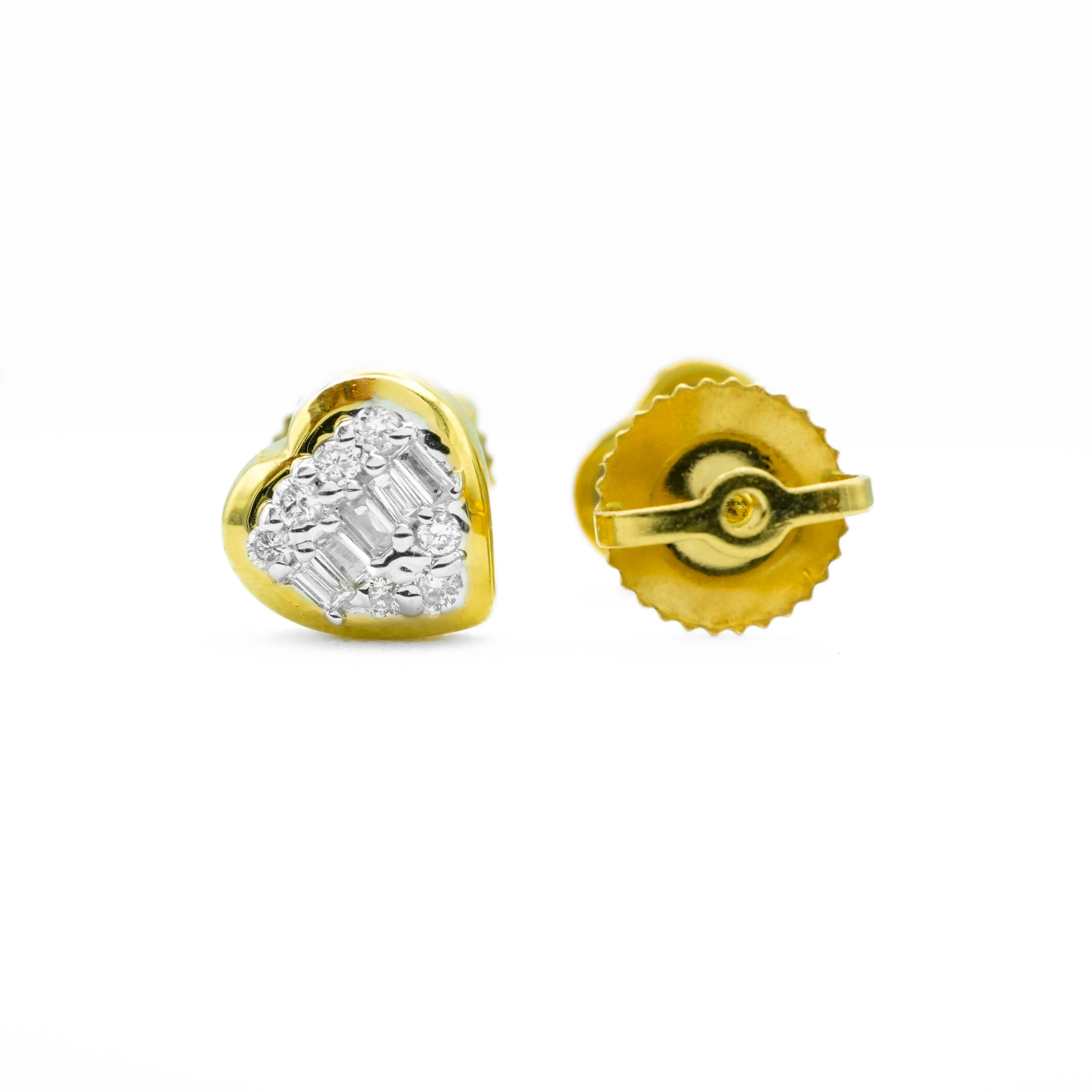 14K Gold Diamond Stud Earrings 0.13 CT - Image 4