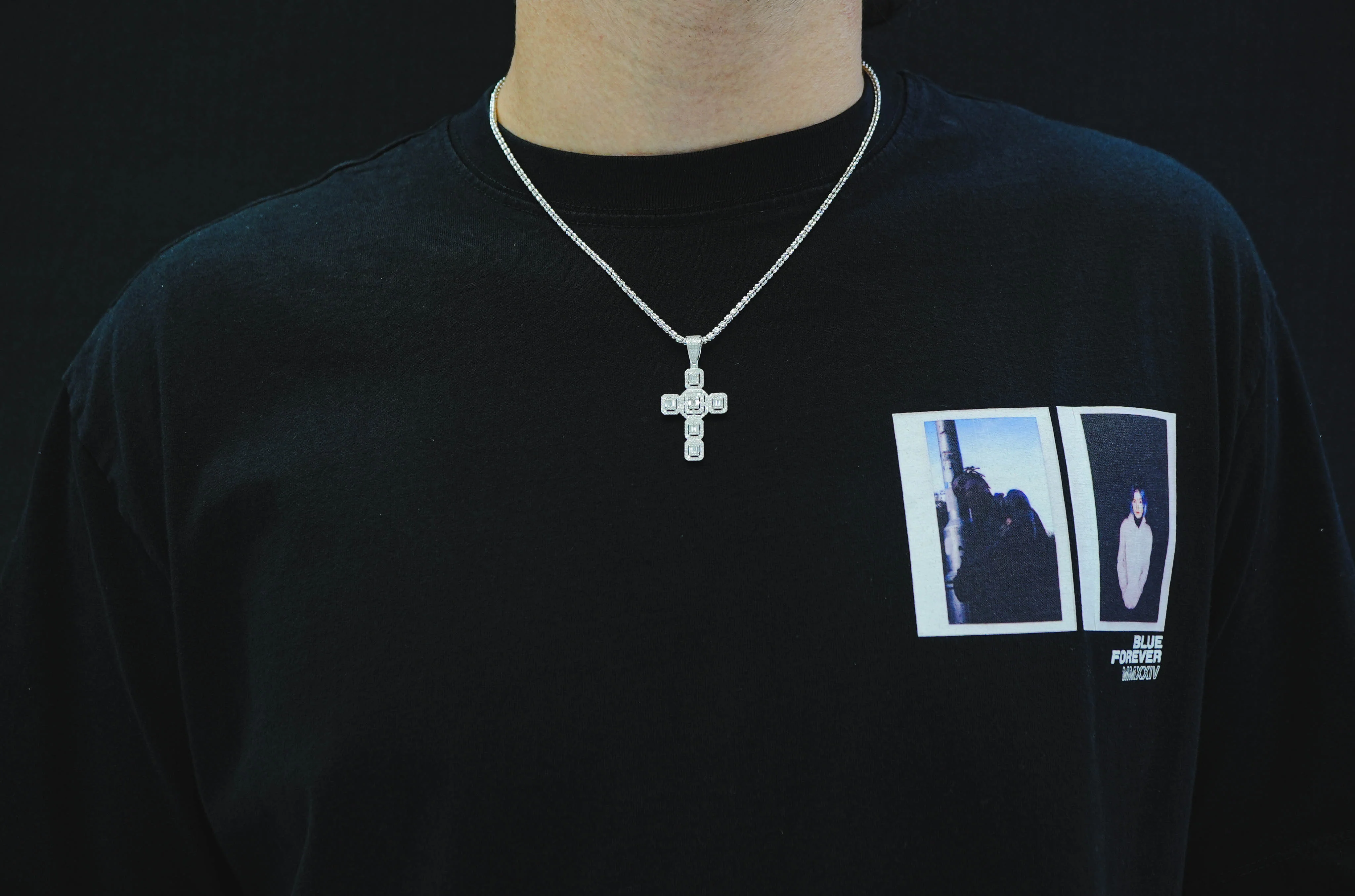 14K White Gold Cross Diamond Pendant 0.82ctw - Image 2