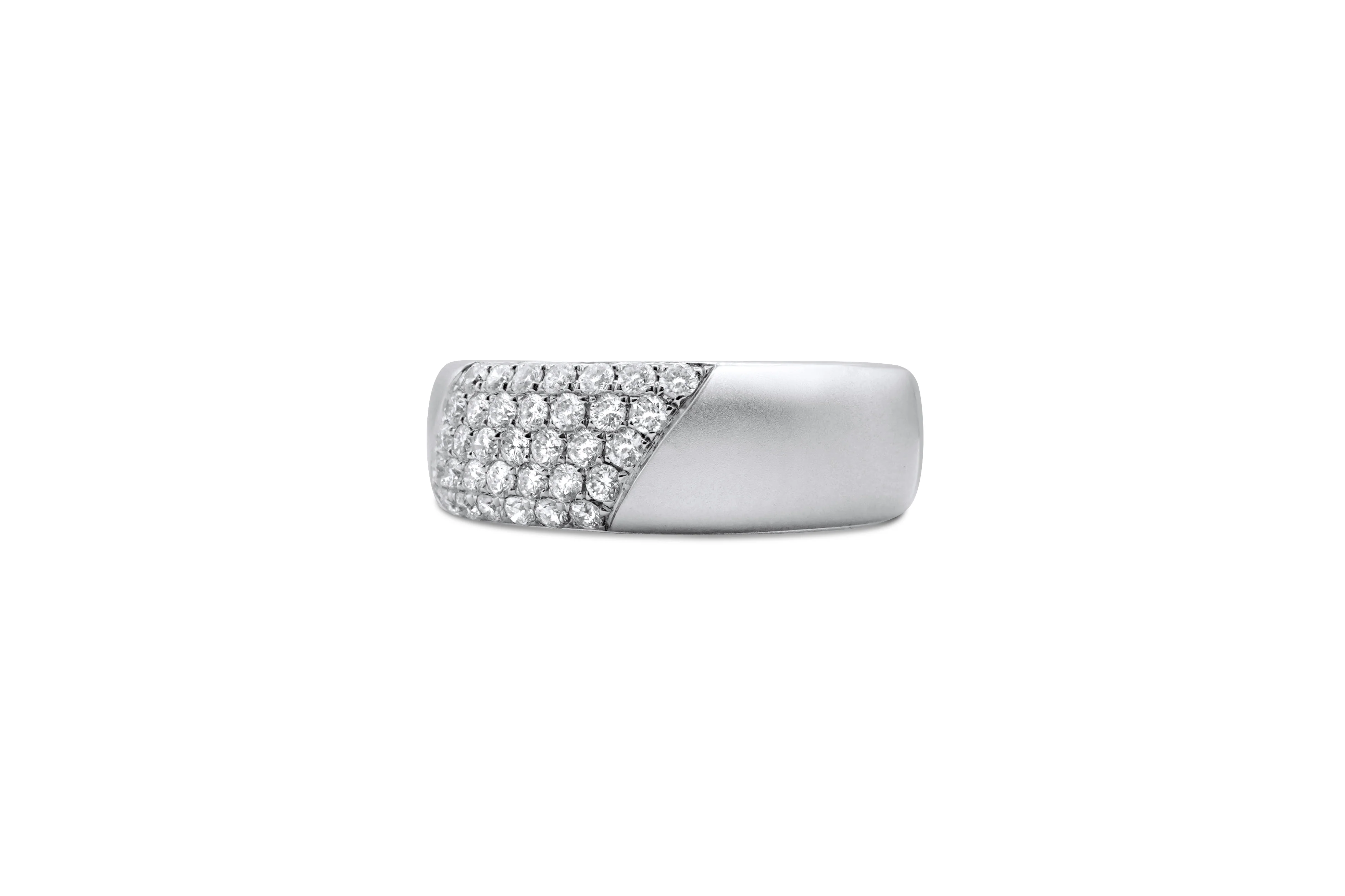 14K White Gold Men's Diamond Band 0.64 CT - Image 2