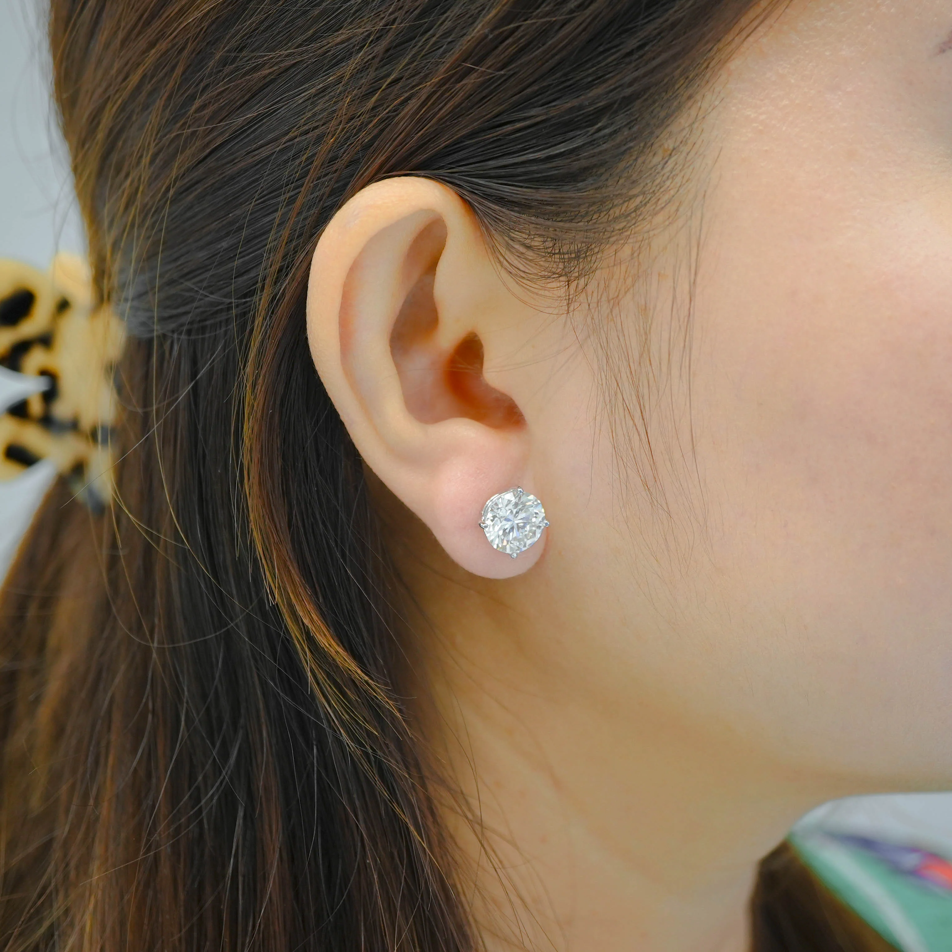 14K White Gold Round Stud Earrings 4.72 CT - Image 2