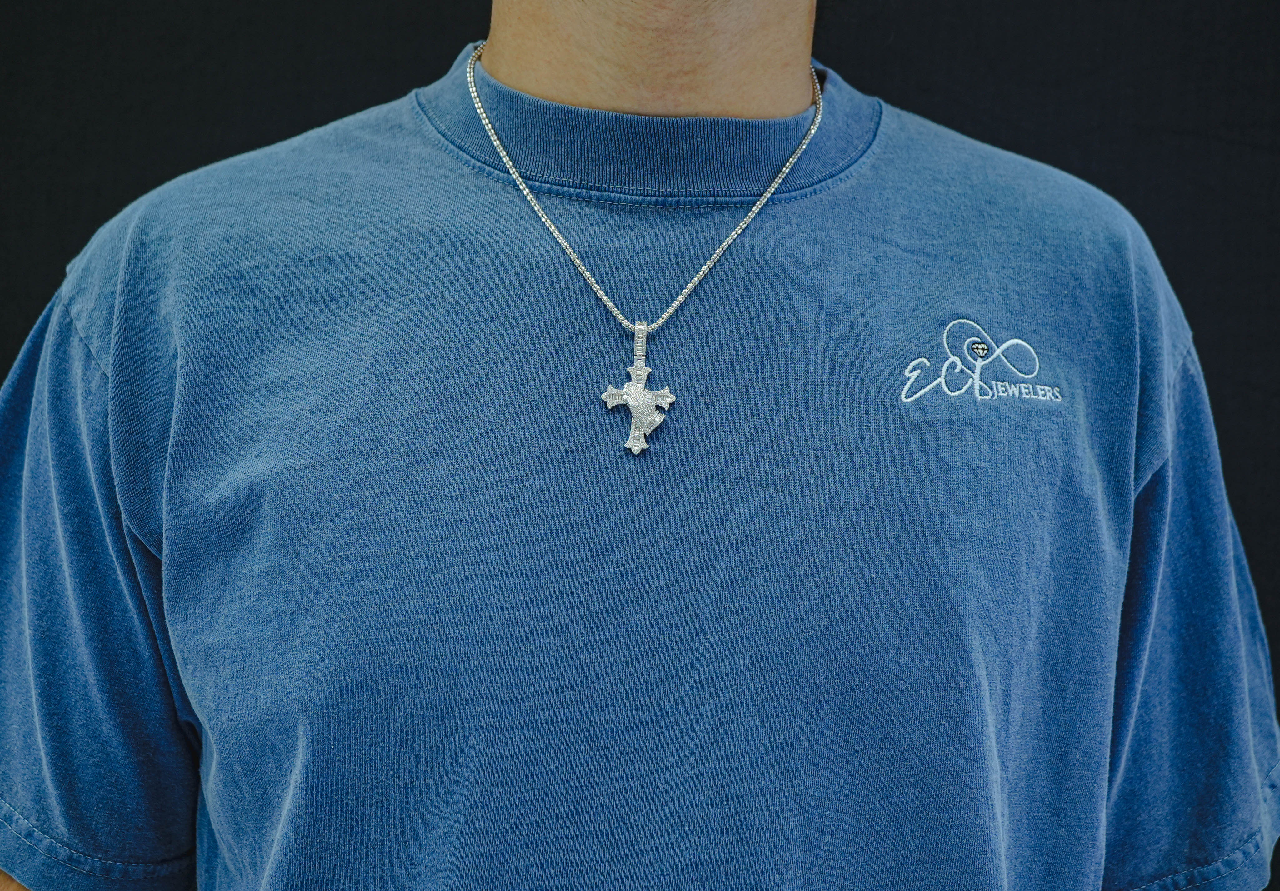 14K Gold Diamond Praying Hands Cross Pendant 1.24 CT - Image 6