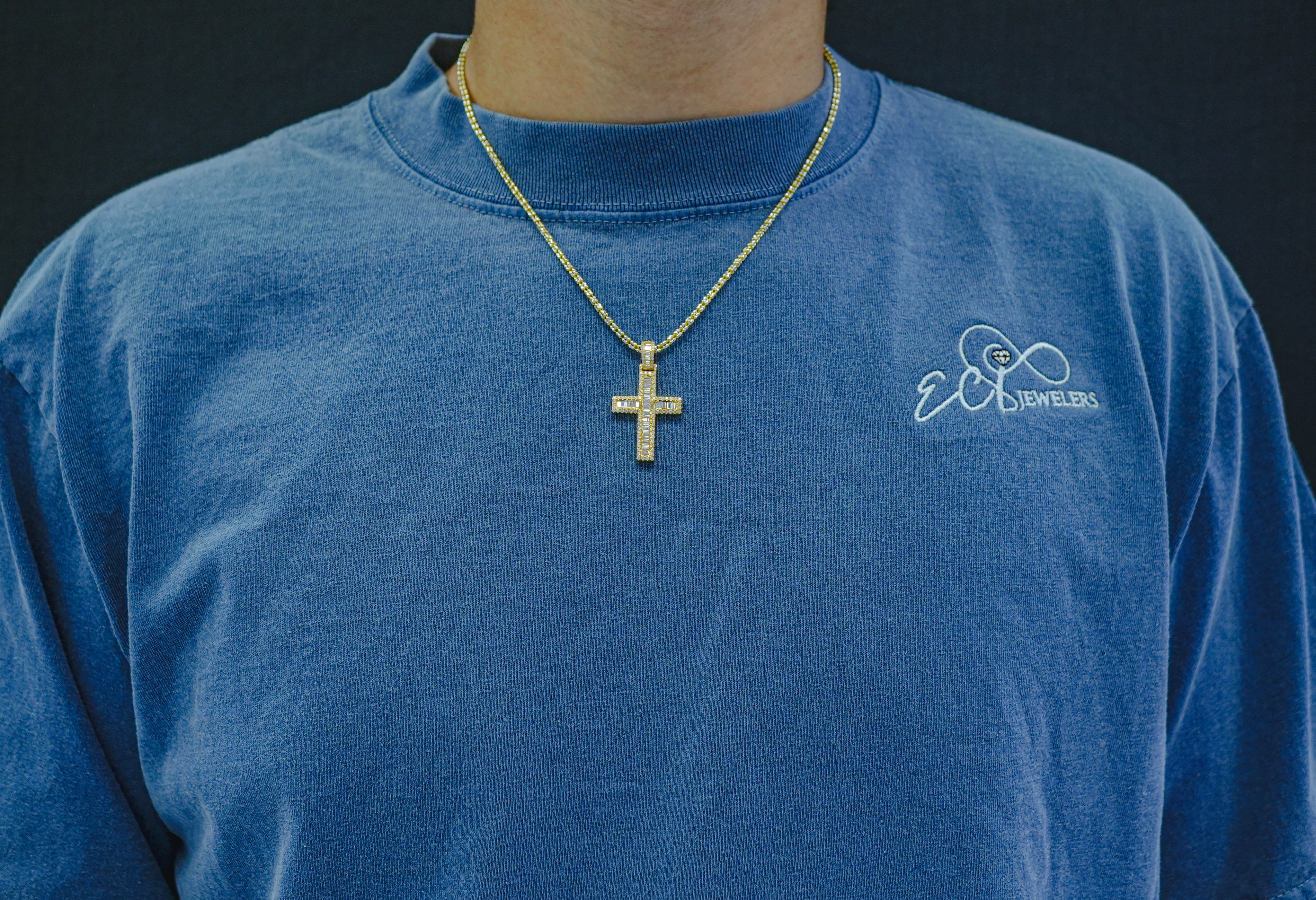 14K Gold Diamond Cross Pendant 1.80 CT - Image 2