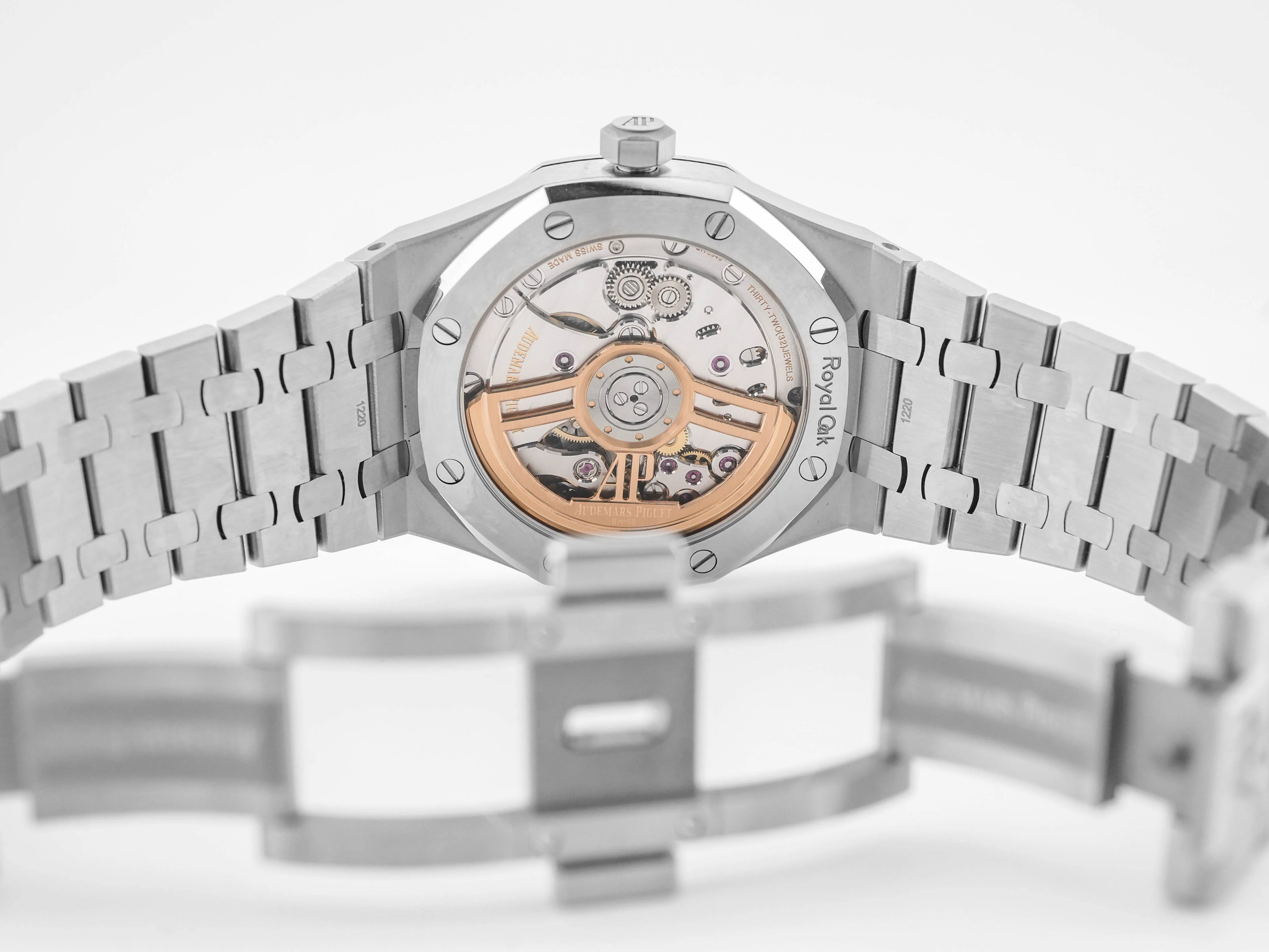 Audemars Piguet 15500ST.OO.1220ST.04 Royal Oak 41 mm White Dial Stainless Steel Box and Papers 2022 - Image 10