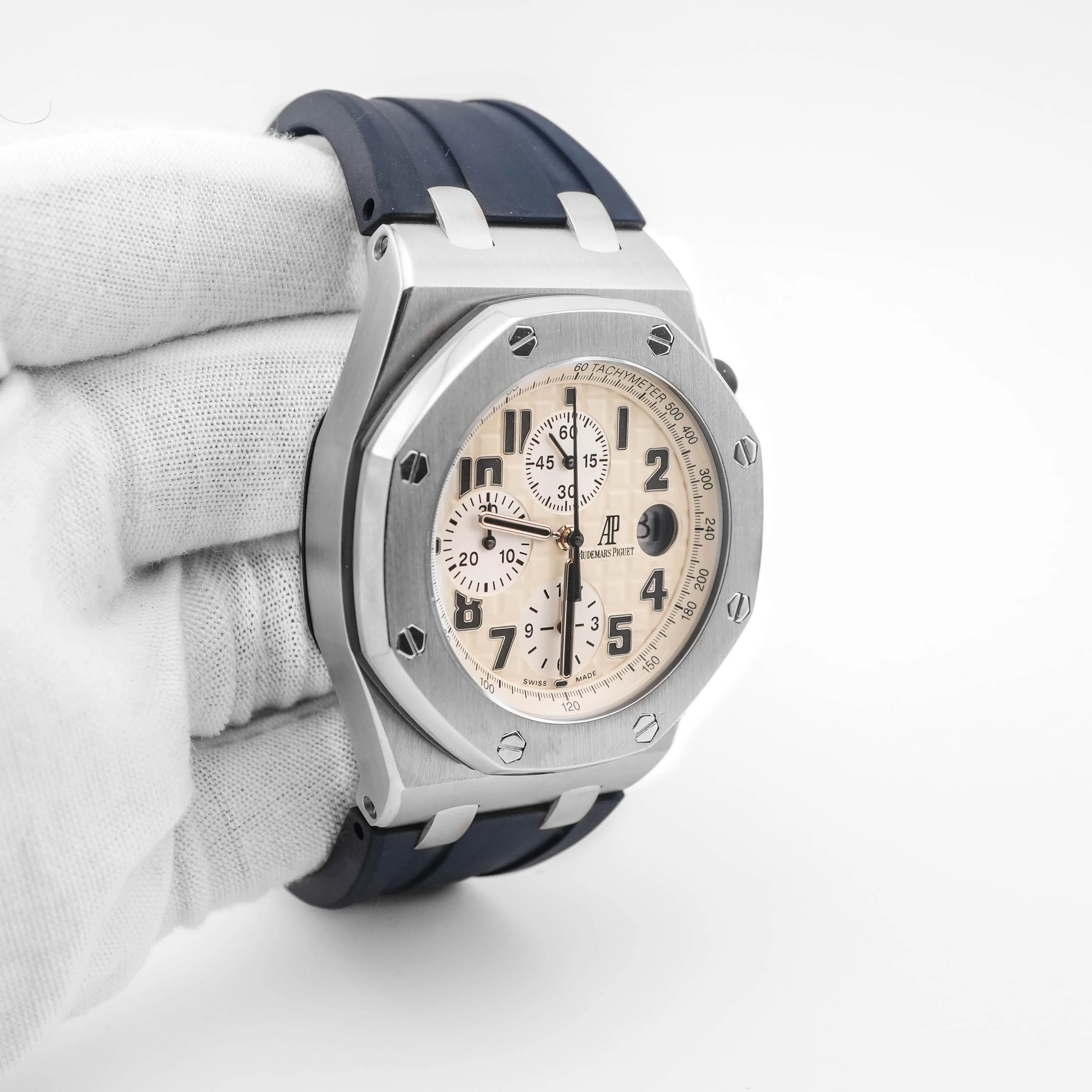 Audemars Piguet Royal Oak Offshore Safari 42mm White Dial Black Rubber Strap Box and Papers 2013 - Image 4