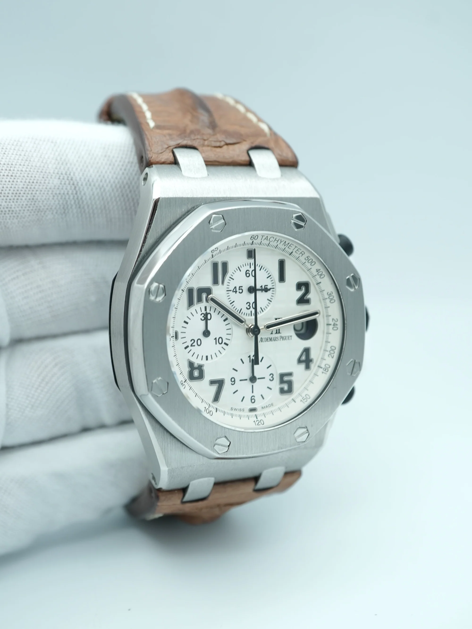 Audemars Piguet Royal Oak Offshore Chronograph Certified Safari 42 mm White Dial Leather Strap Complete Set 2011 - Image 4
