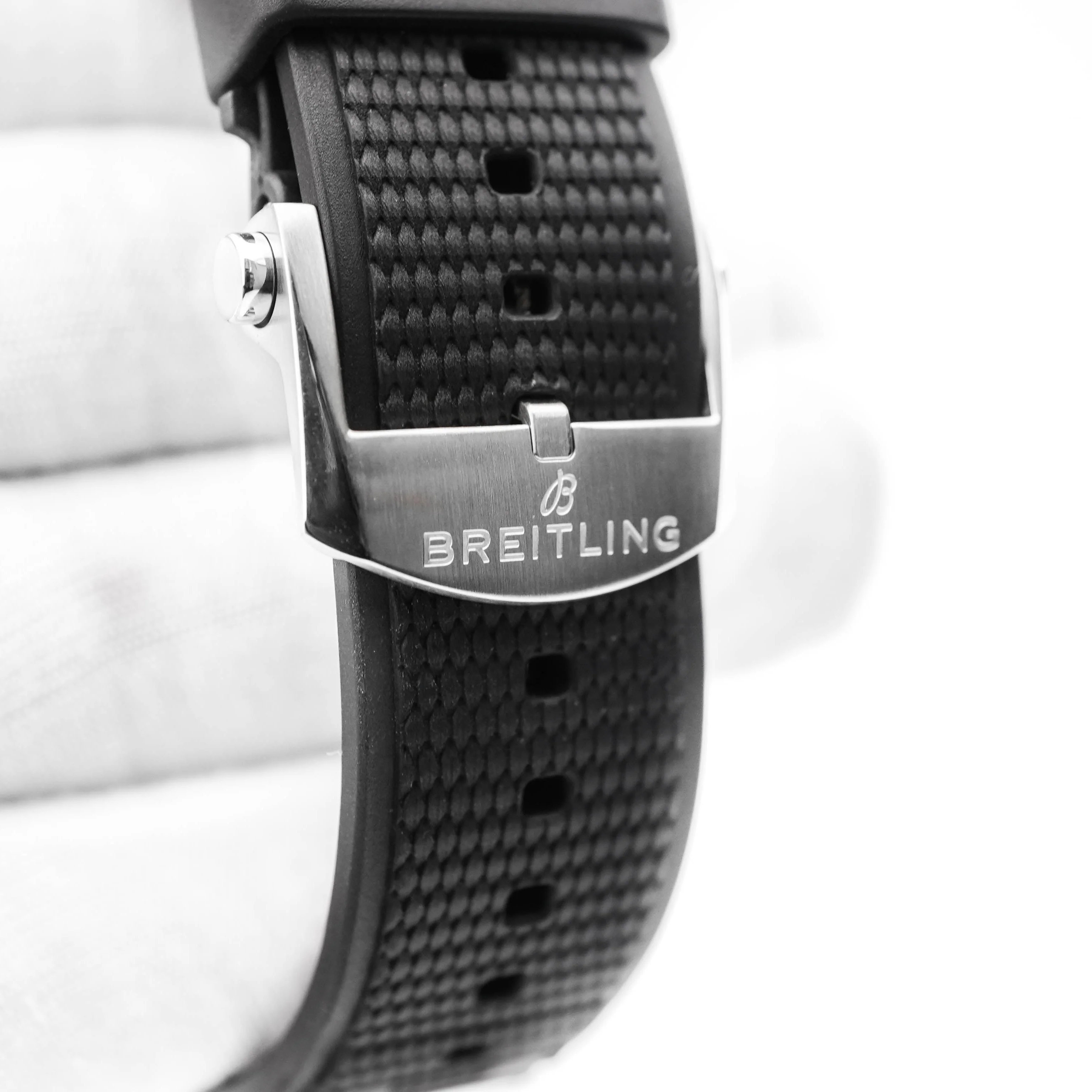 Breitling AB01342B1L5S1 Chronomat B01 Green Dial Stainless Steel Rubber Strap Box and Papers 2024 - Image 5