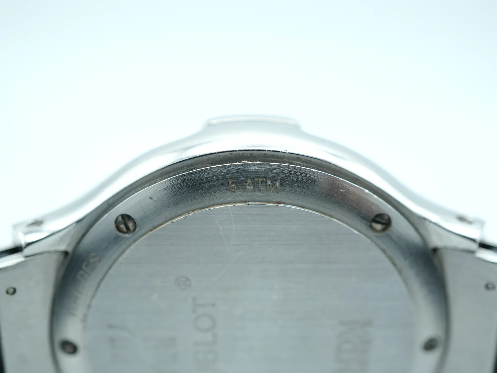 Hublot 1640.1 Elegant Chronograph MDM Factory Diamond Bezel MOP Dial Black Rubber Strap 1990 - Image 9