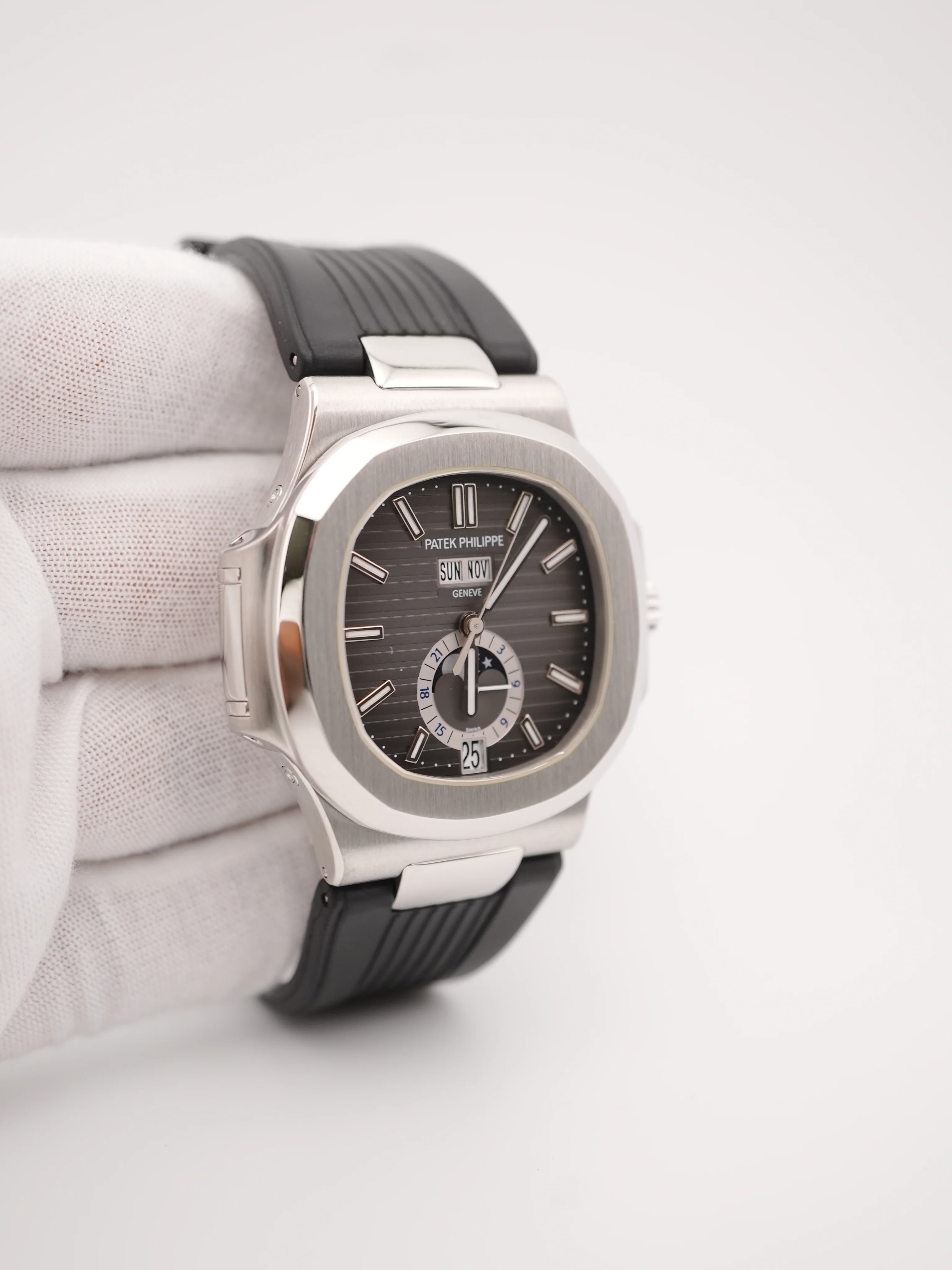 Patek Philippe 5726A-001 Nautilus Black Index Dial Rubber Strap Complete Set 2012 - Image 4