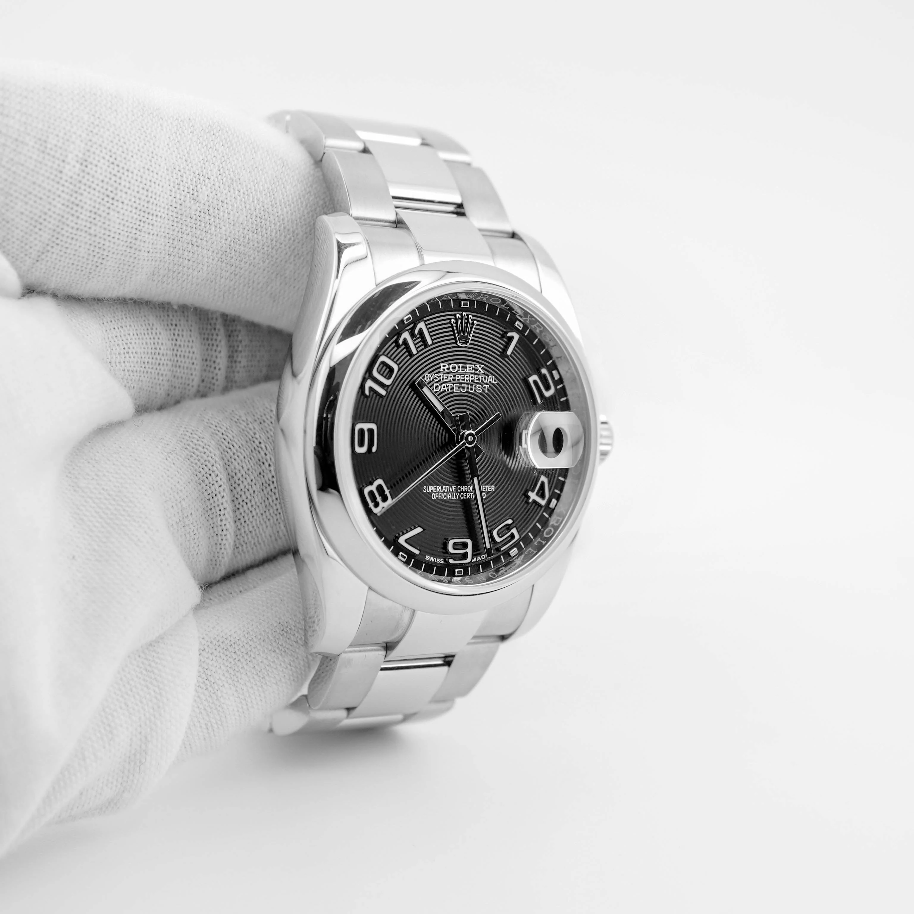 Rolex 116200 Datejust 36 mm Smooth Bezel Black Concentric Circle Dial Box and Papers 2019 - Image 4