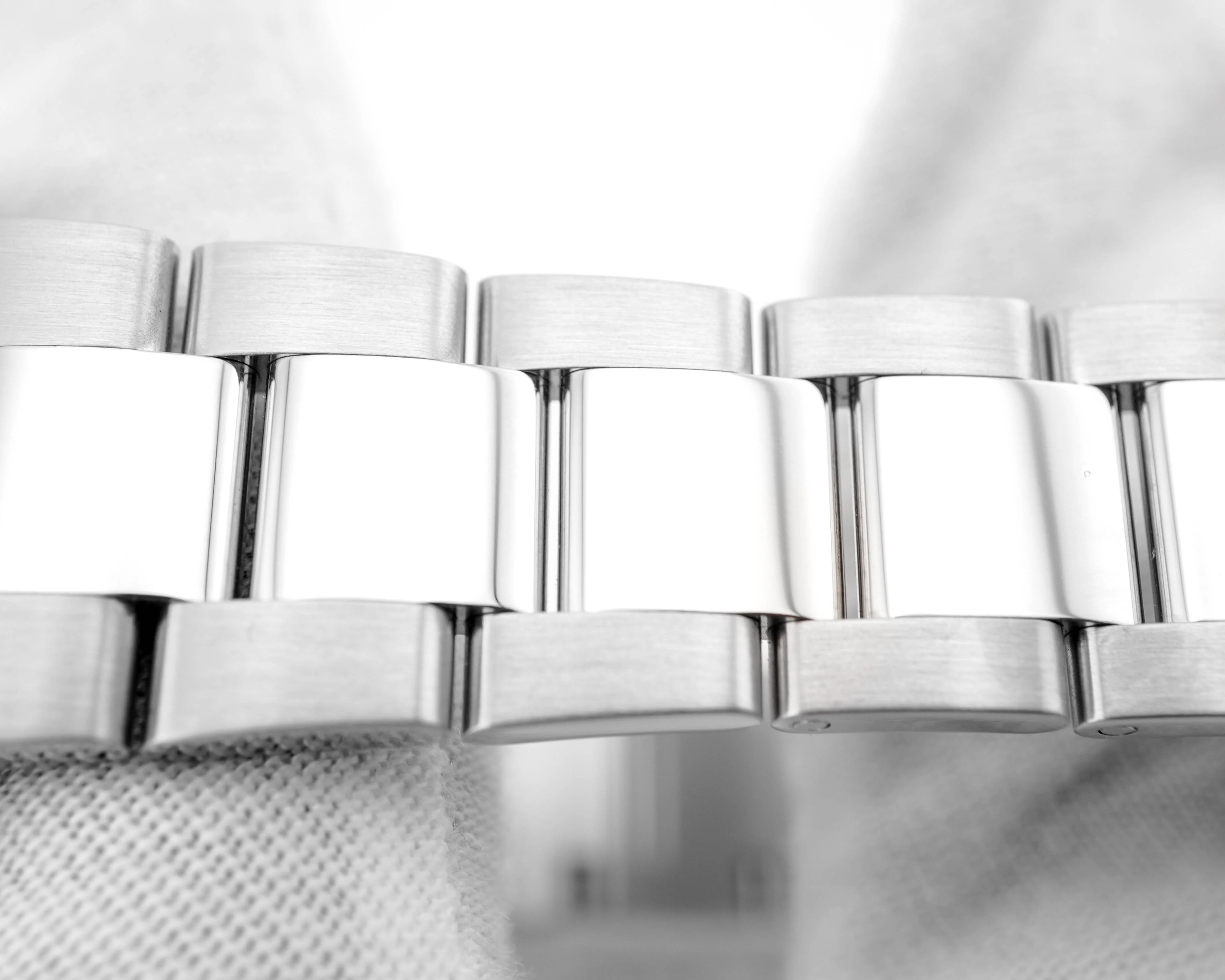 Rolex 116200 Datejust 36 mm Smooth Bezel Rhodium Grey Dial Oyster Bracelet Box and Papers 2014 - Image 7