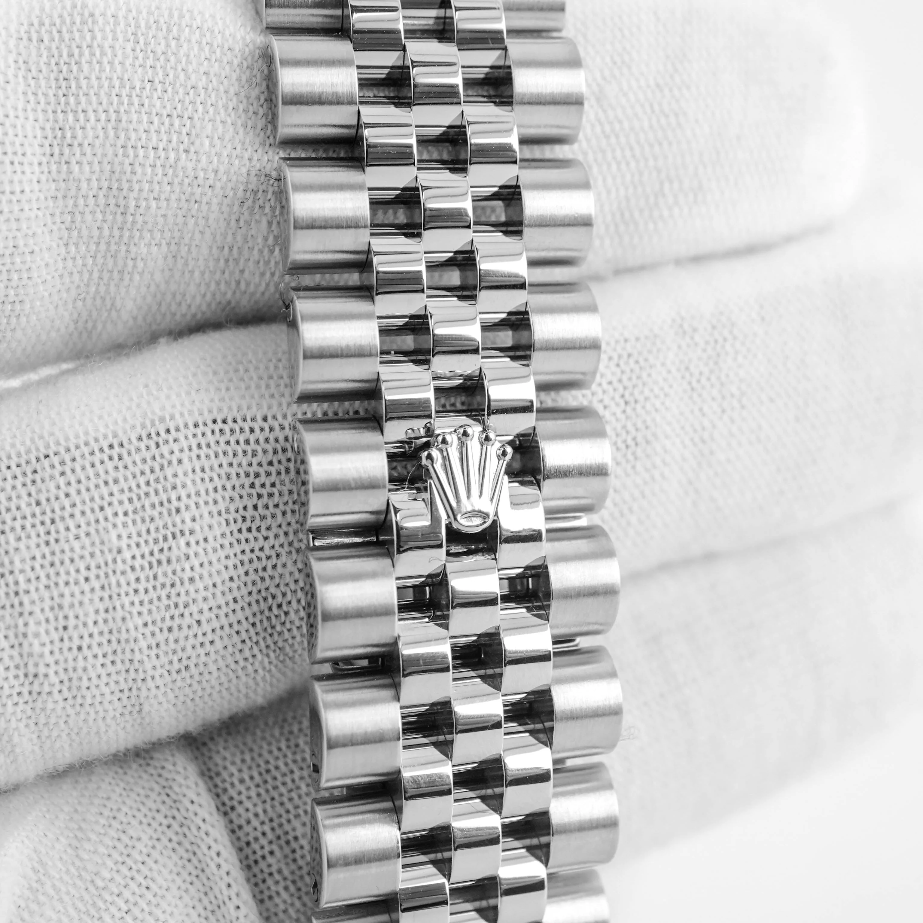 Rolex 116234 Datejust 36 mm Fluted Bezel Silver Roman Dial Jubilee Bracelet Box and Papers 2017 - Image 5