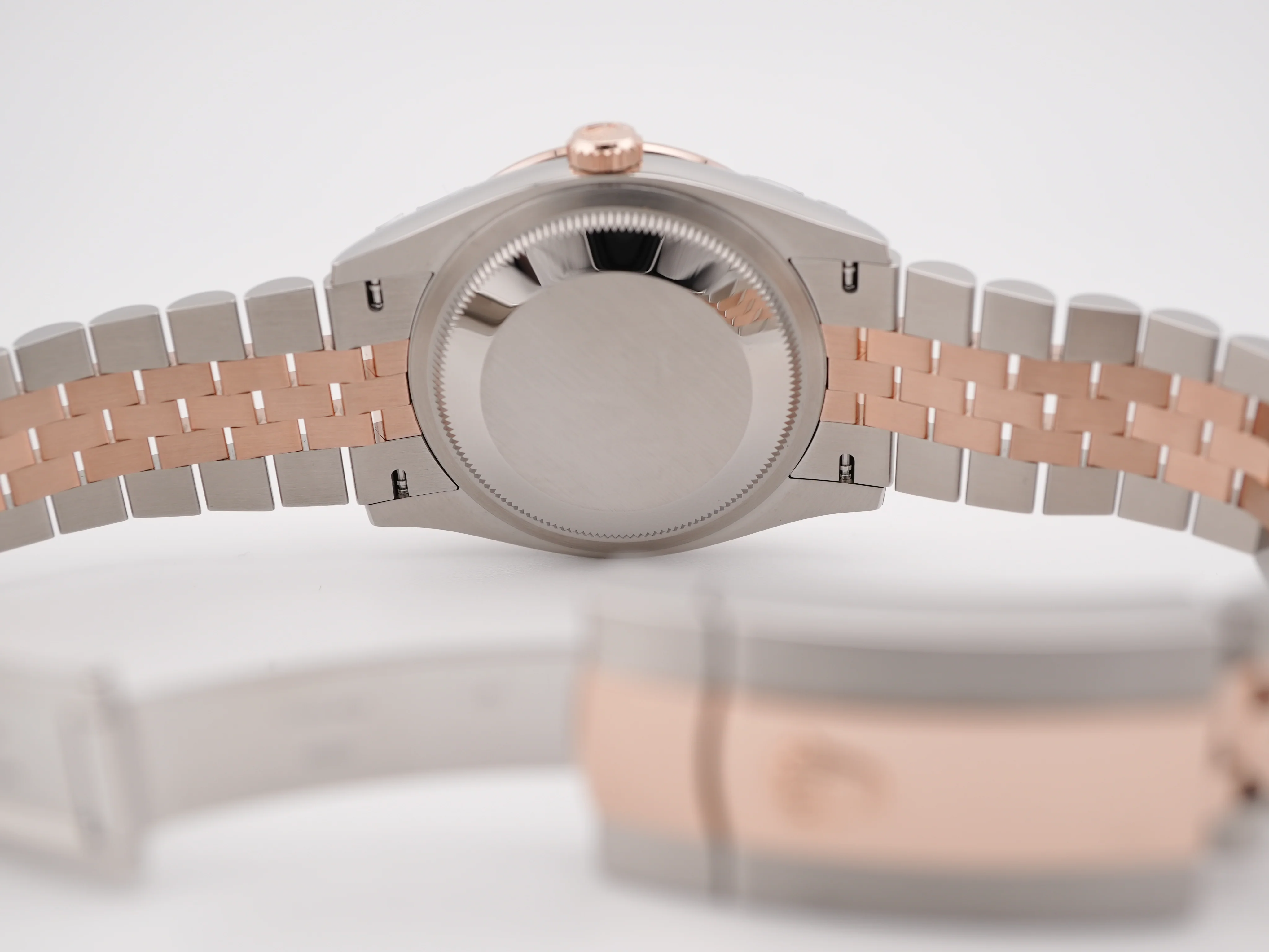 Rolex 126281RBR Datejust 36 mm 18K Rose Gold Rose Roman Dial Jubilee Bracelet Box and Papers 2025 - Image 10