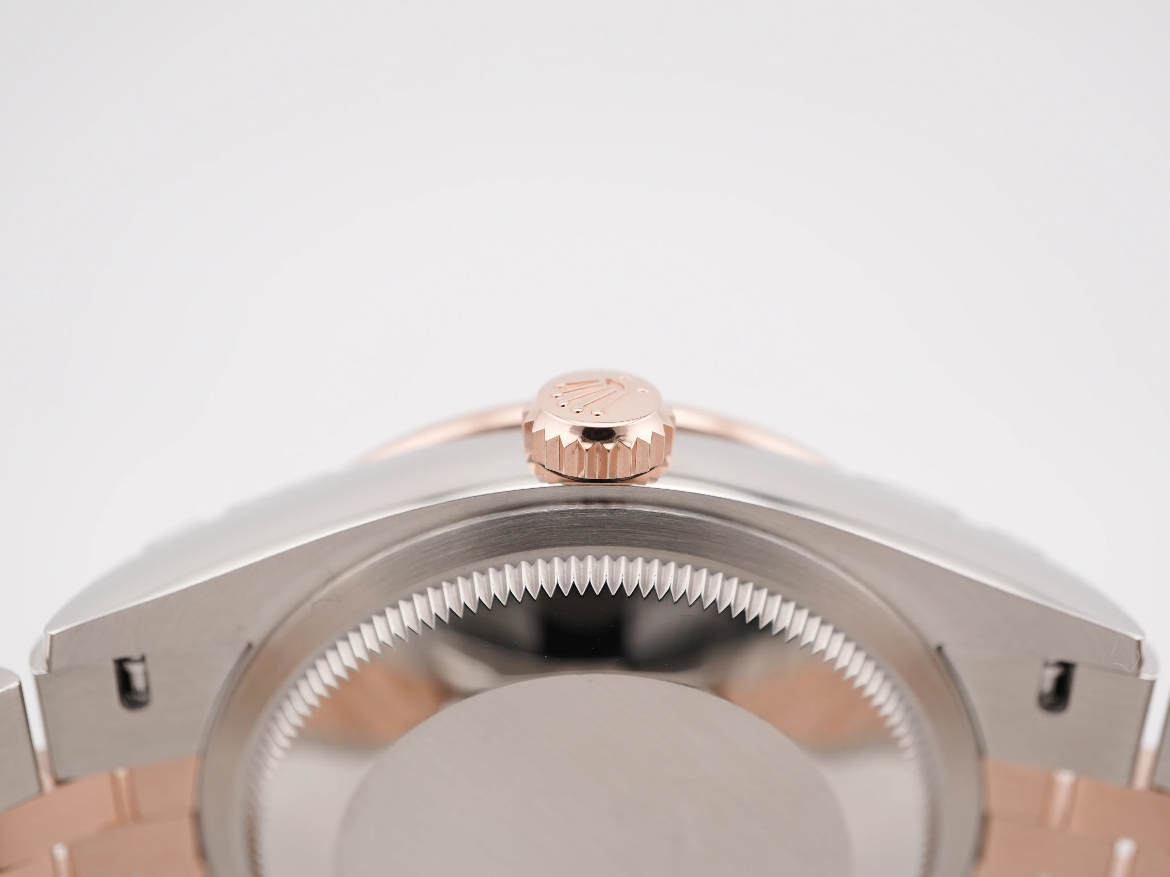 Rolex 126281RBR Datejust 36 mm 18K Rose Gold Rose Roman Dial Jubilee Bracelet Box and Papers 2025 - Image 8