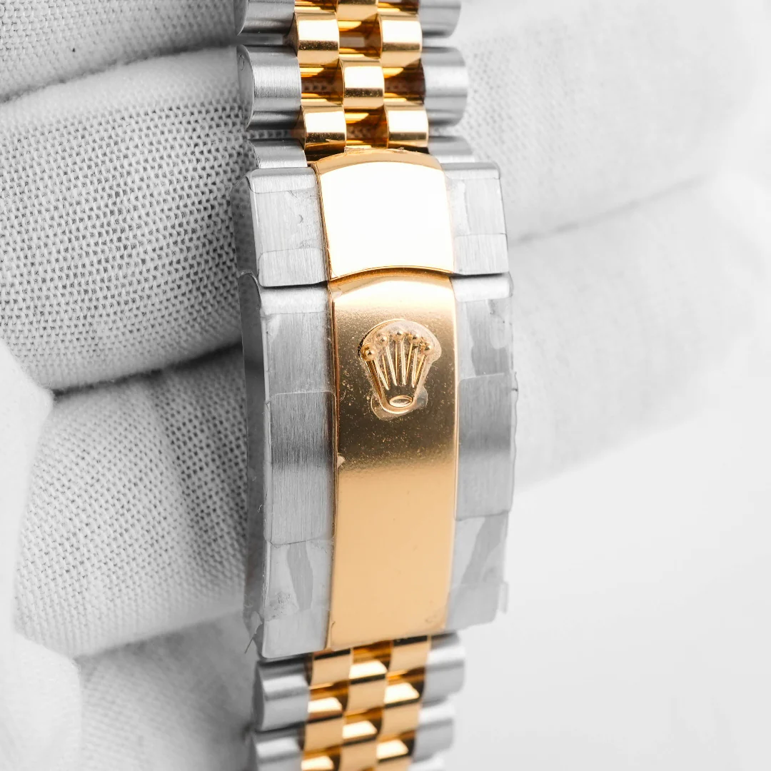 Rolex 126283RBR Datejust 36 mm Champagne Diamond Dial Jubilee Bracelet Box and Papers 2026 - Image 5