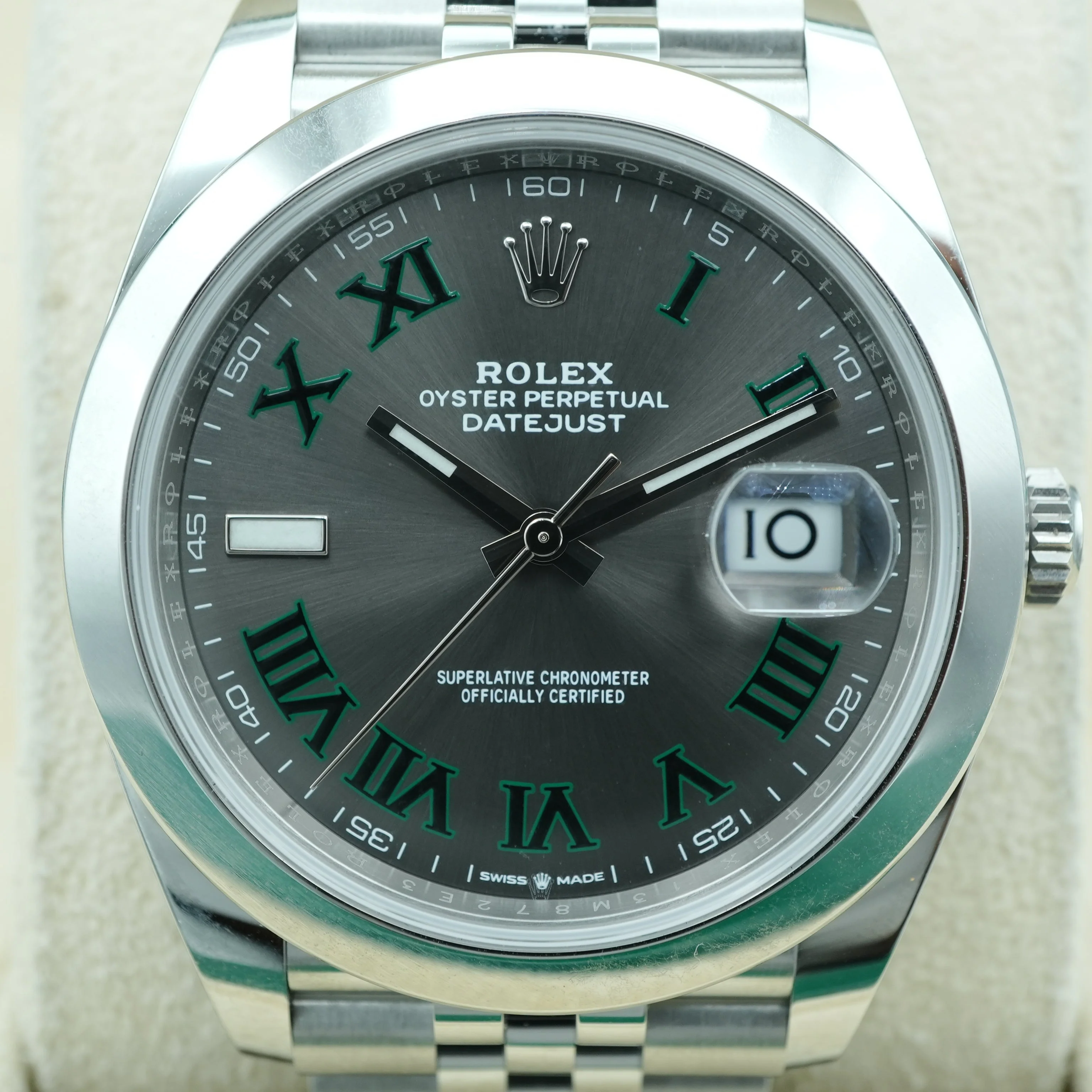 Rolex 126300 Datejust 41 mm Smooth Bezel Wimbledon Dial Jubilee Bracelet Box and Papers 2022 - Image 3