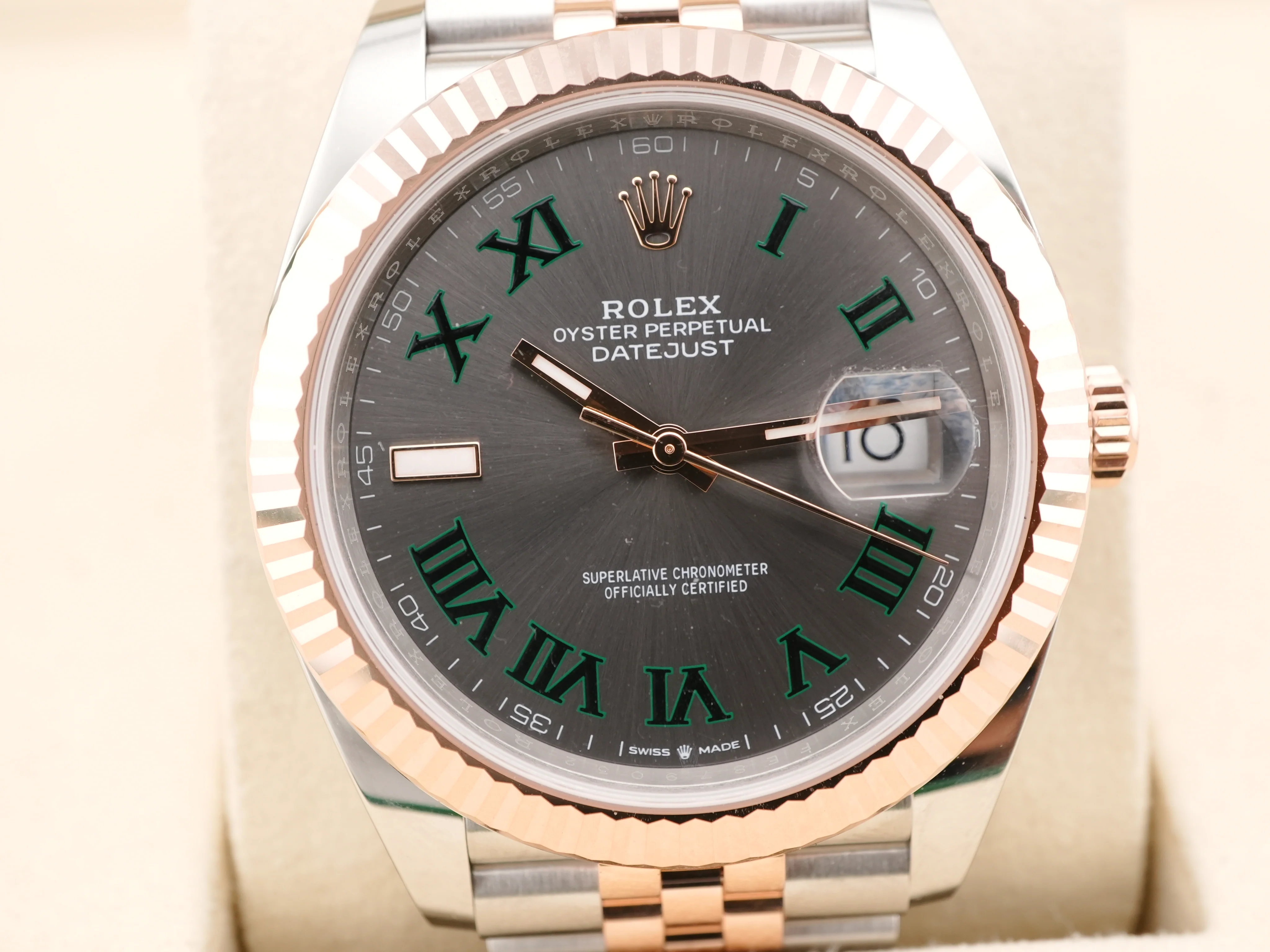 Rolex 126331 Datejust 41 mm 18k Rose Gold Wimbledon Dial Jubilee Bracelet Complete Set 2025 - Image 3