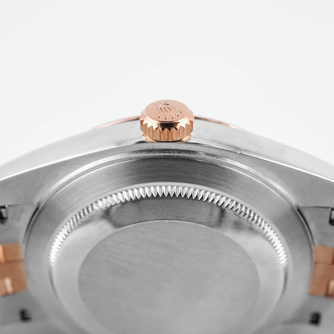 Rolex 126331 Datejust 41 mm Fluted Bezel Sundust Dial Jubilee Bracelet Box and Papers 2016 - Image 8