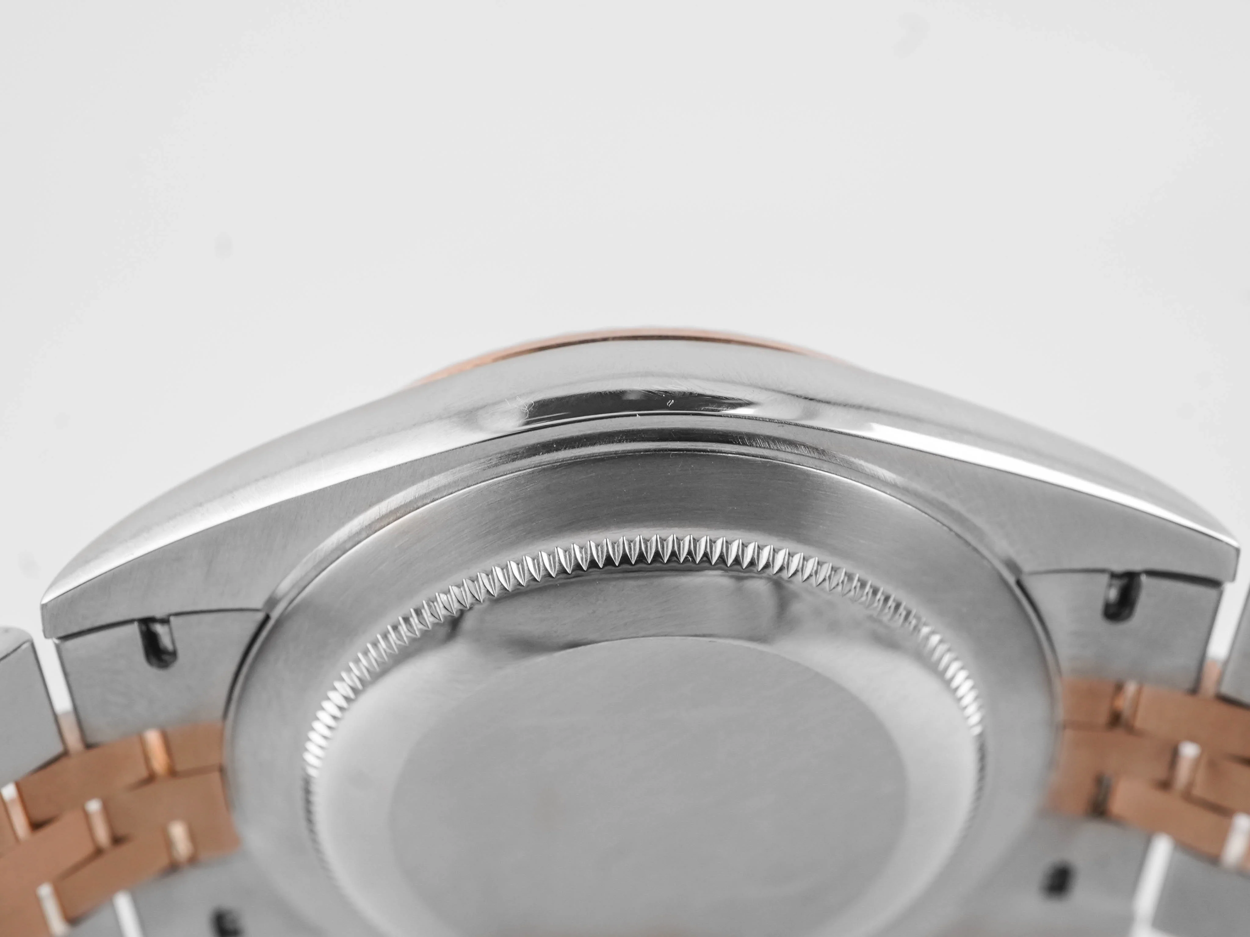 Rolex 126331 Datejust 41 mm 18K Rose Gold Sundust Dial Jubilee Bracelet Box and Papers 2020 - Image 9