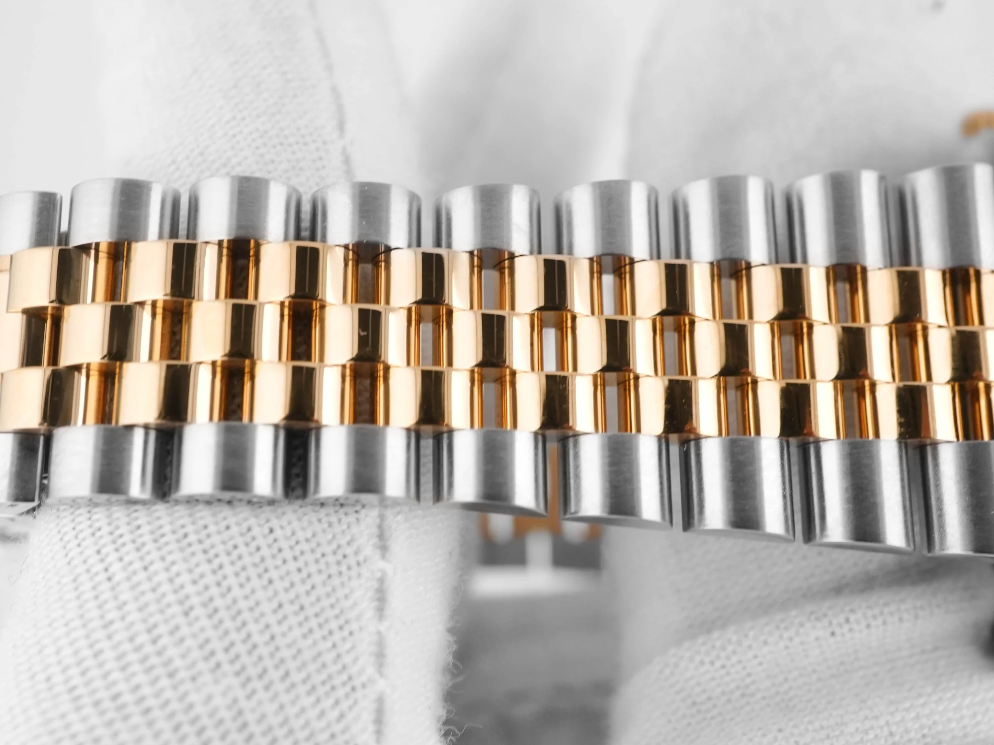 Rolex 126333 Datejust 41 mm Fluted Bezel Champagne Dial Jubilee Bracelet Box & Papers 2018 - Image 9