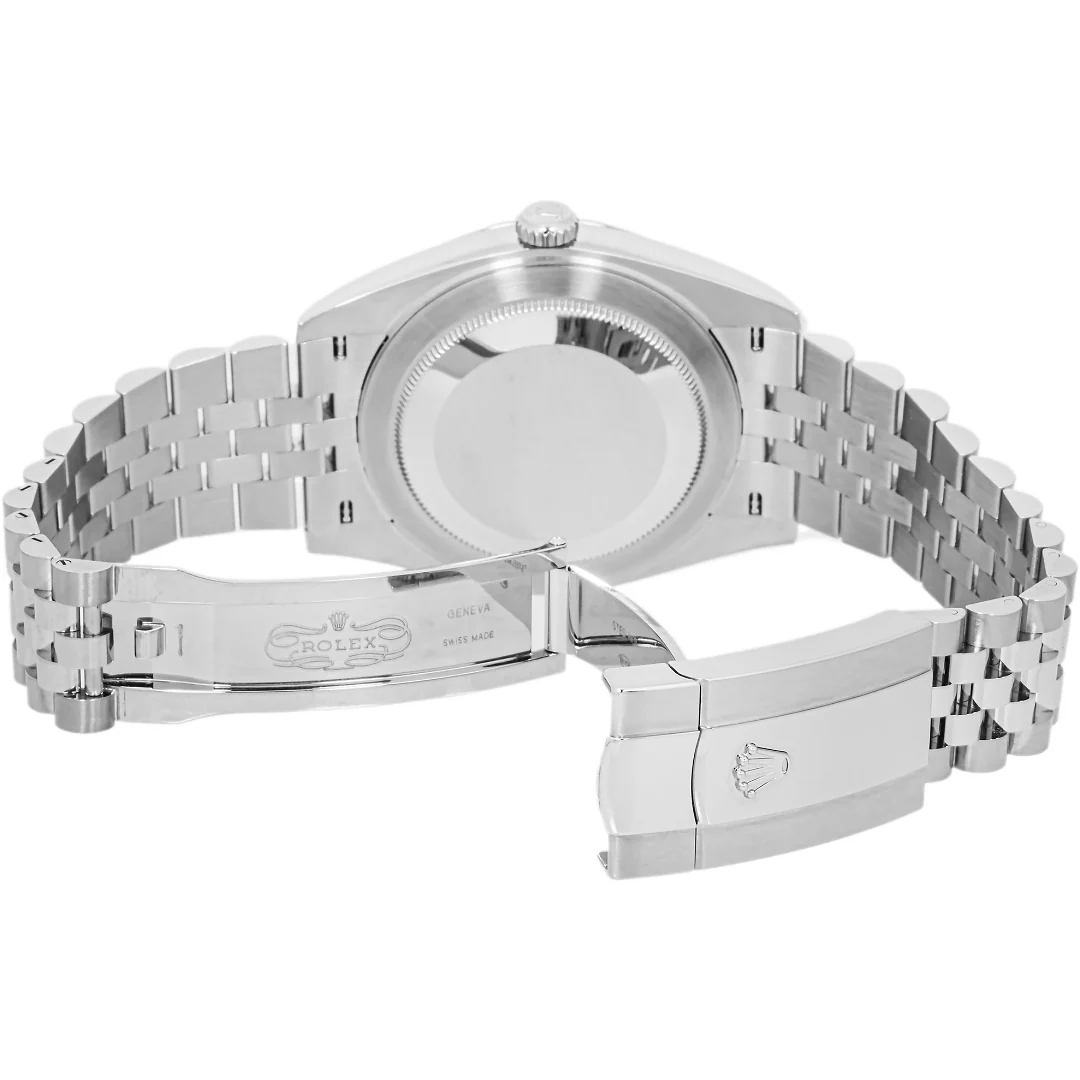 Rolex 126334 Datejust 41 mm Fluted Bezel Blue Roman Dial Jubilee Bracelet Box and Papers 2025 - Image 6