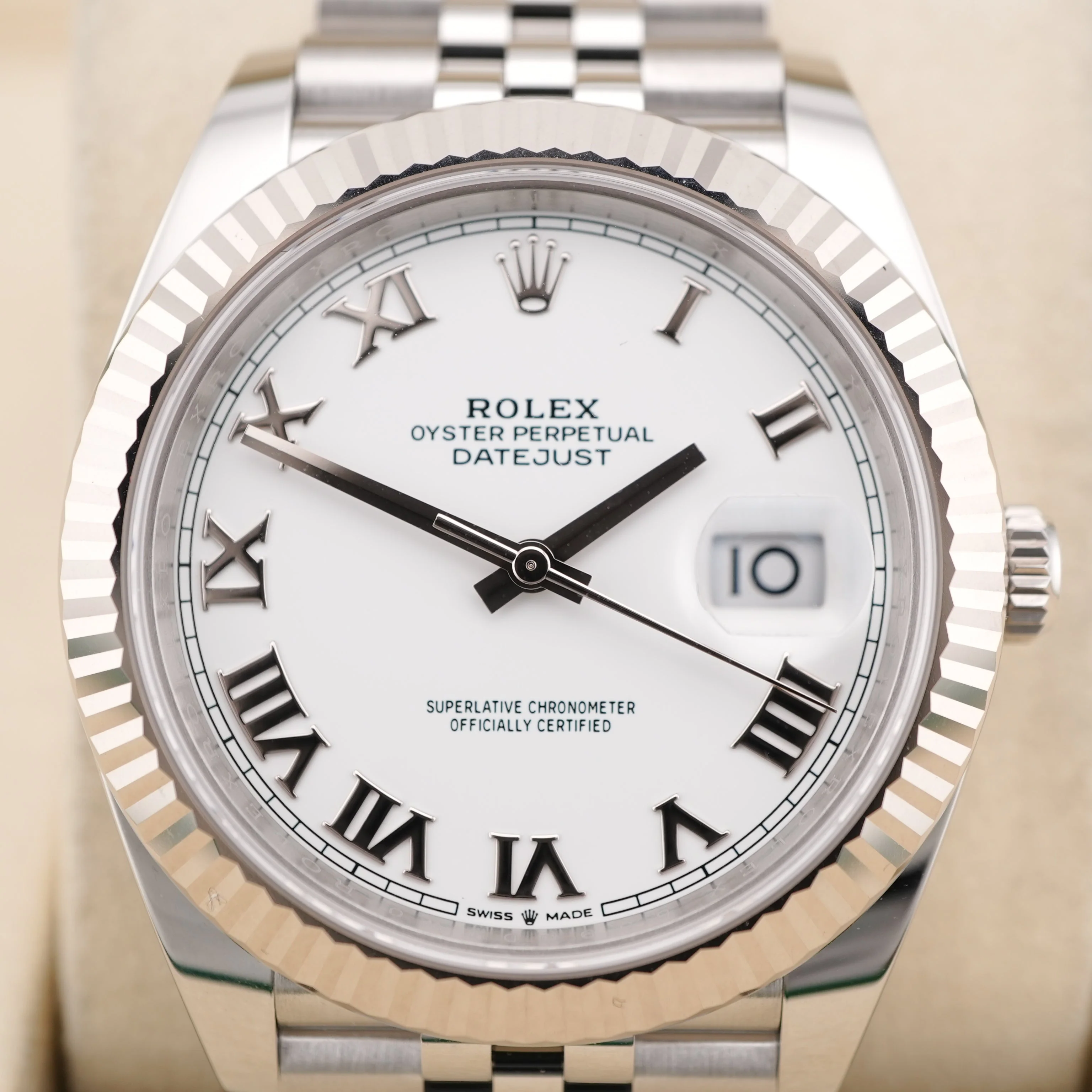 Rolex 126334 Datejust 41 mm Fluted Bezel White Roman Dial Jubilee Bracelet Box and Papers 2025 - Image 3