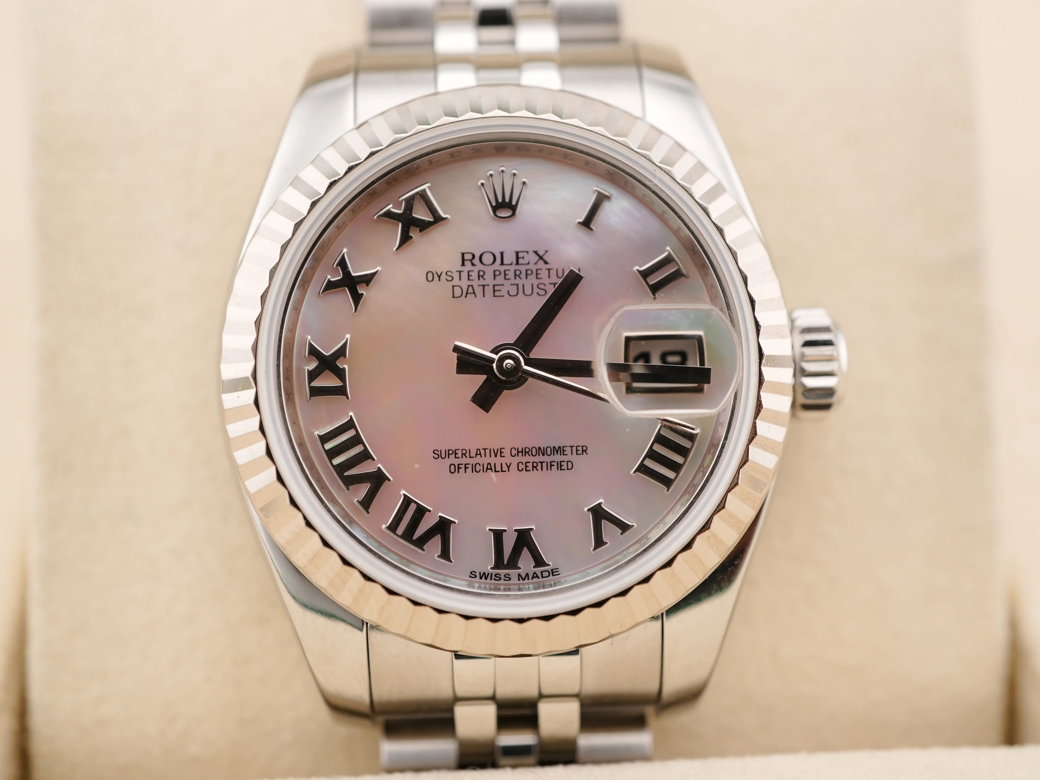 Rolex 179174 Lady-Datejust 26 mm Fluted Bezel MOP White Dial Jubilee Bracelet Box and Papers 2012 - Image 3