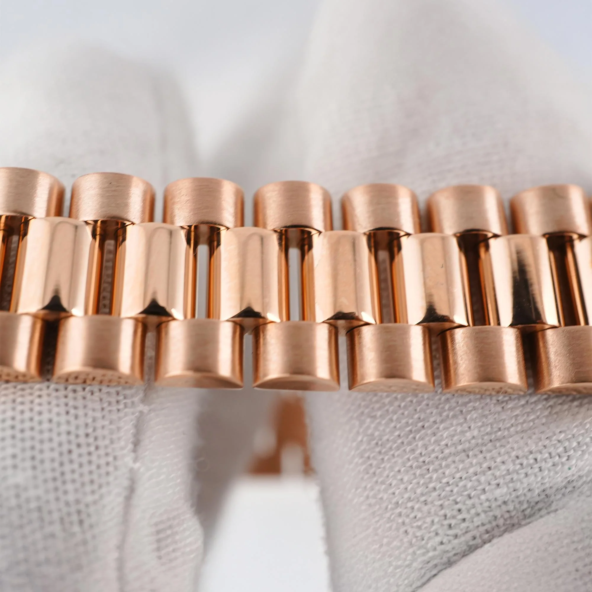 Rolex 179175 Lady-Datejust 26 mm 18K Rose Gold Pink Diamond Dial President Bracelet Box and Papers 2003 - Image 5