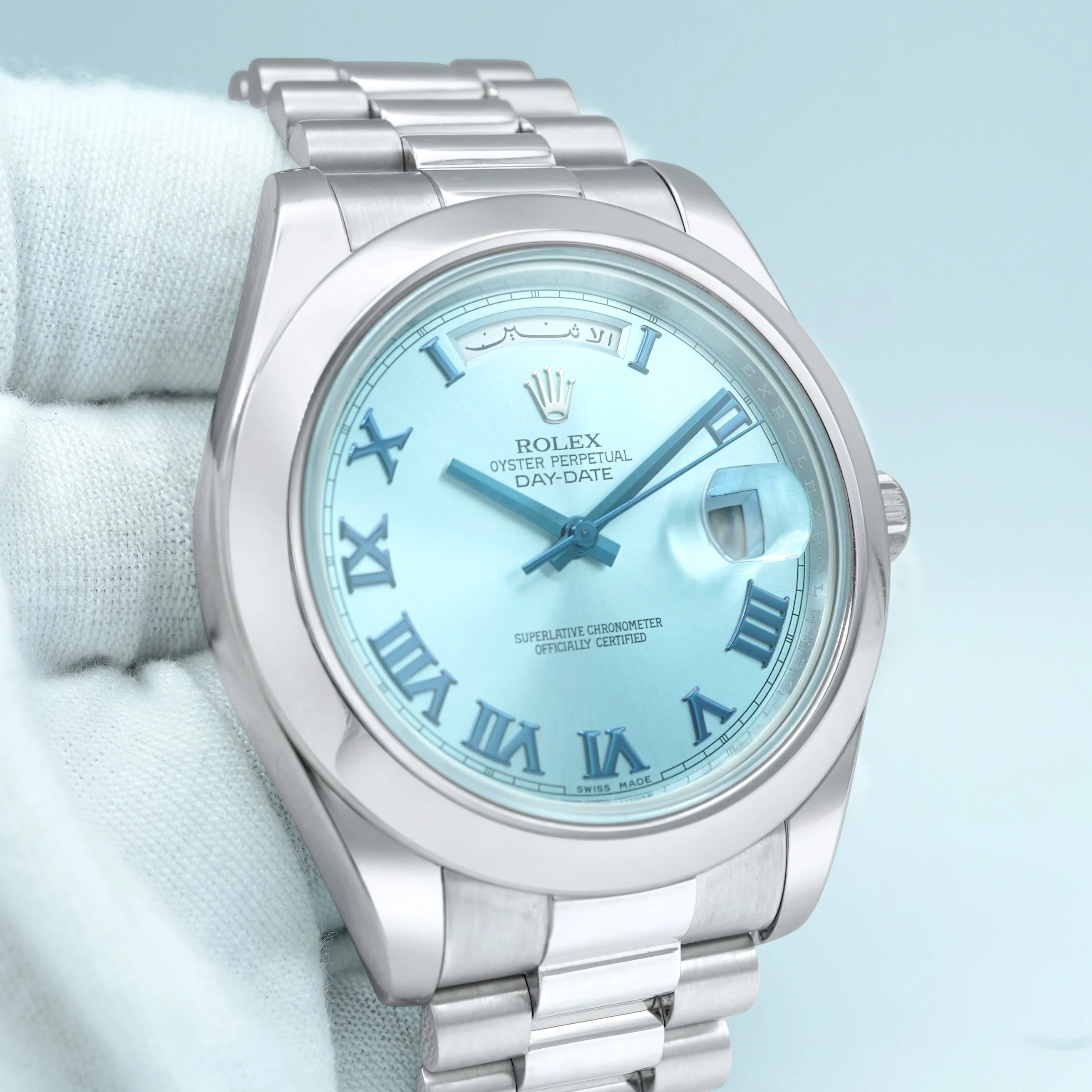 Rolex 218206 Day-Date II 41 mm Ice Blue Roman Dial Platinum President Bracelet Complete Set 2012 - Image 4