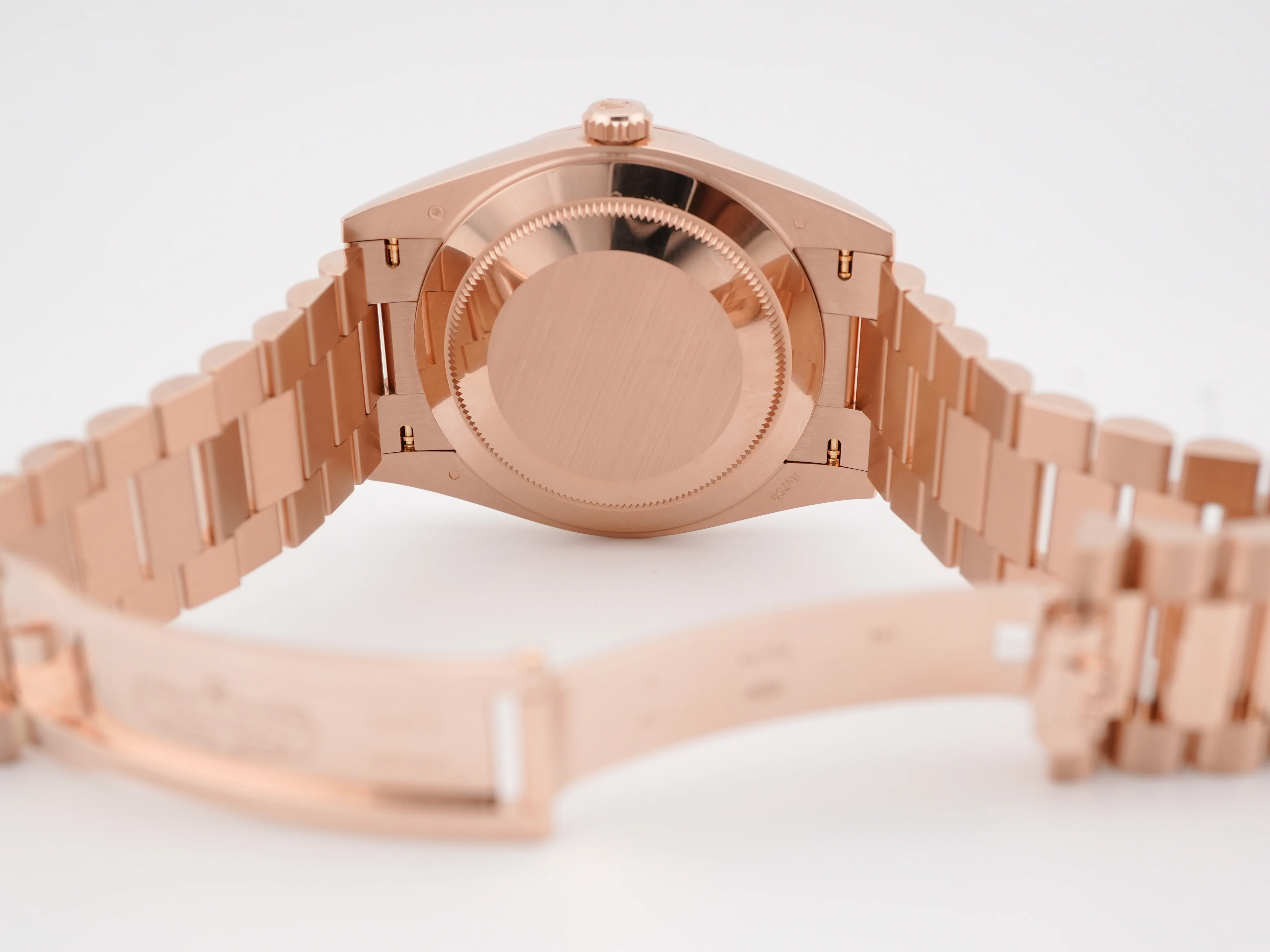 Rolex 228235 Day-Date 40 mm 18K Rose Gold Chocolate Dial Presidential Bracelet Complete Set 2025 - Image 10