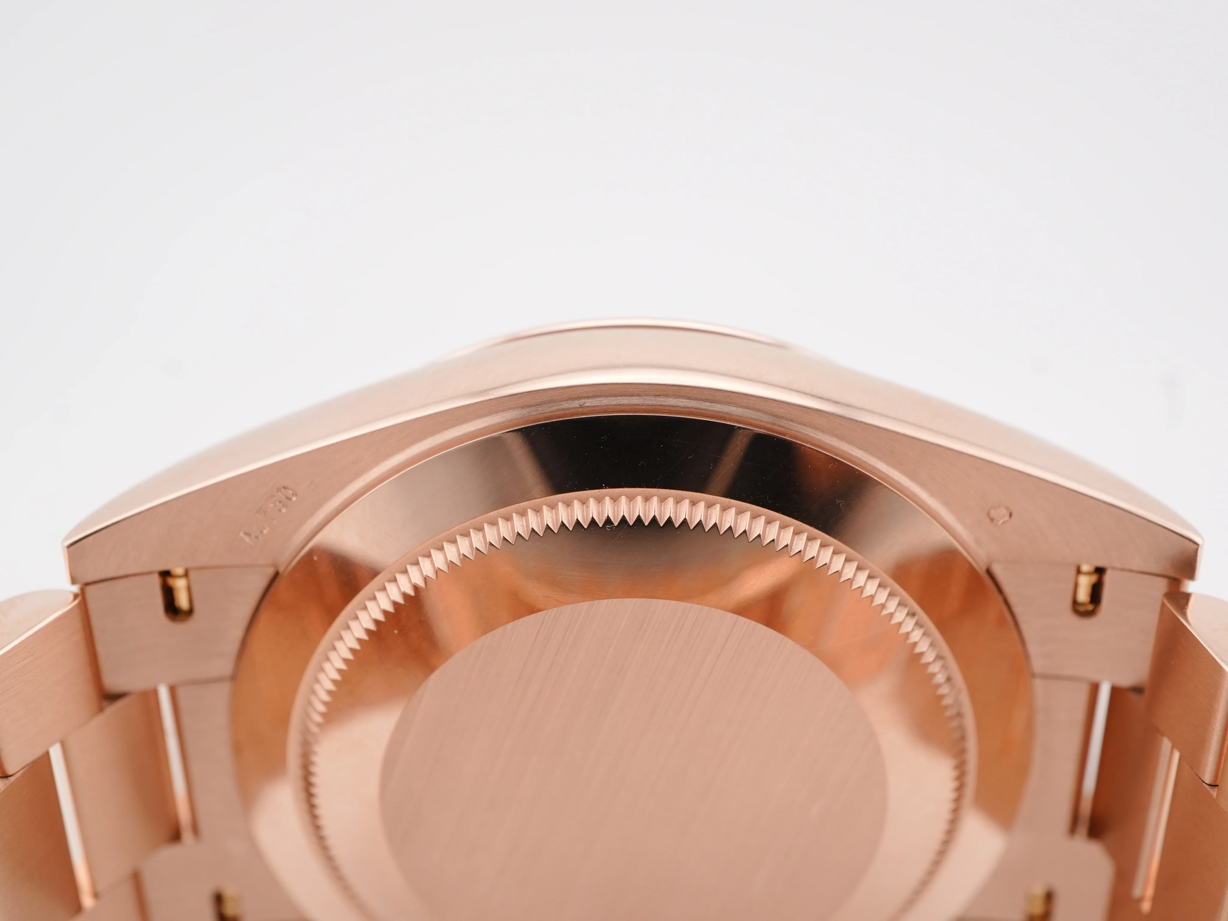 Rolex 228235 Day-Date 40 mm 18K Rose Gold Chocolate Dial Presidential Bracelet Complete Set 2025 - Image 9