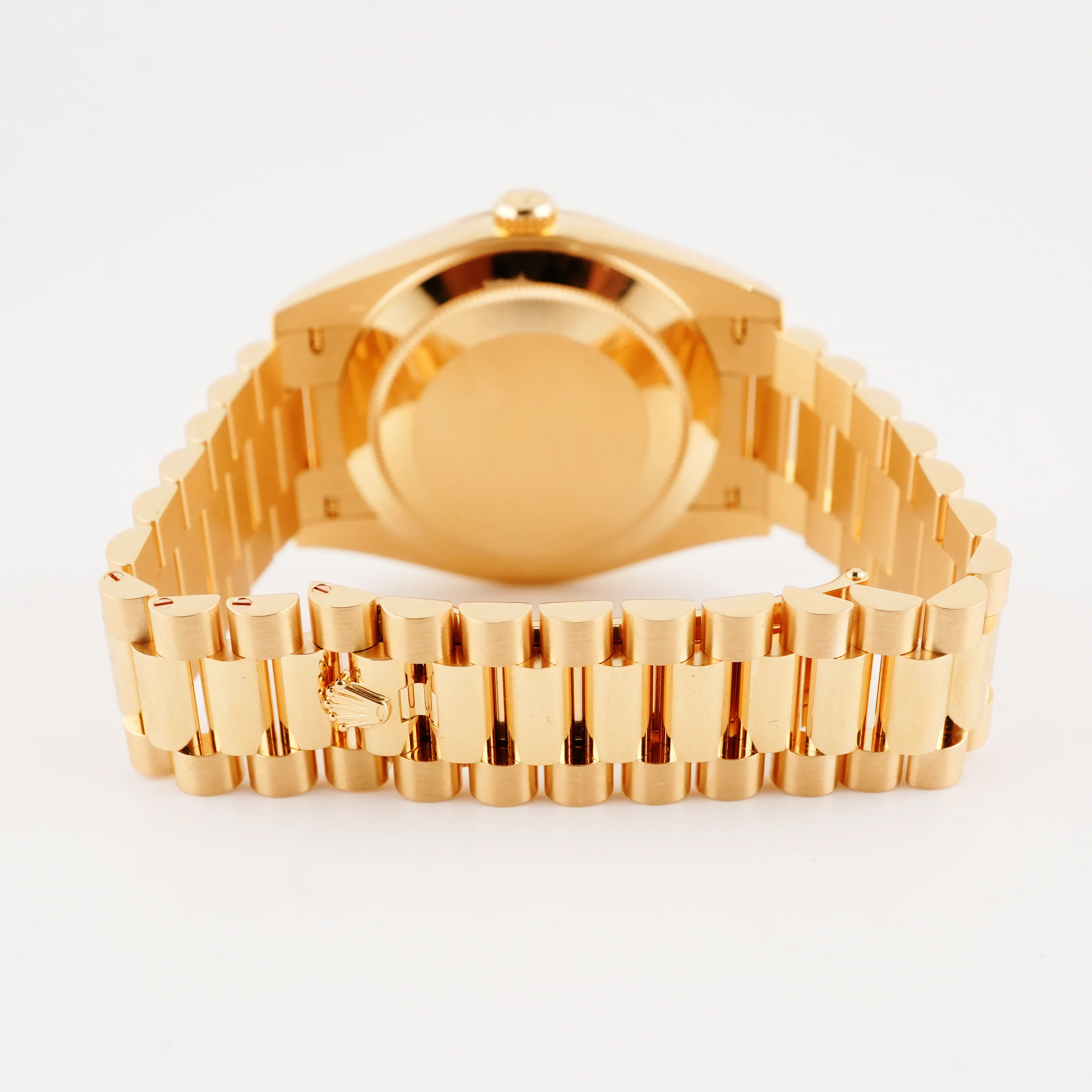 Rolex 228238 Day-Date 40 mm 18K Yellow Gold Silver Index Dial President Bracelet Complete Set 2026 - Image 4
