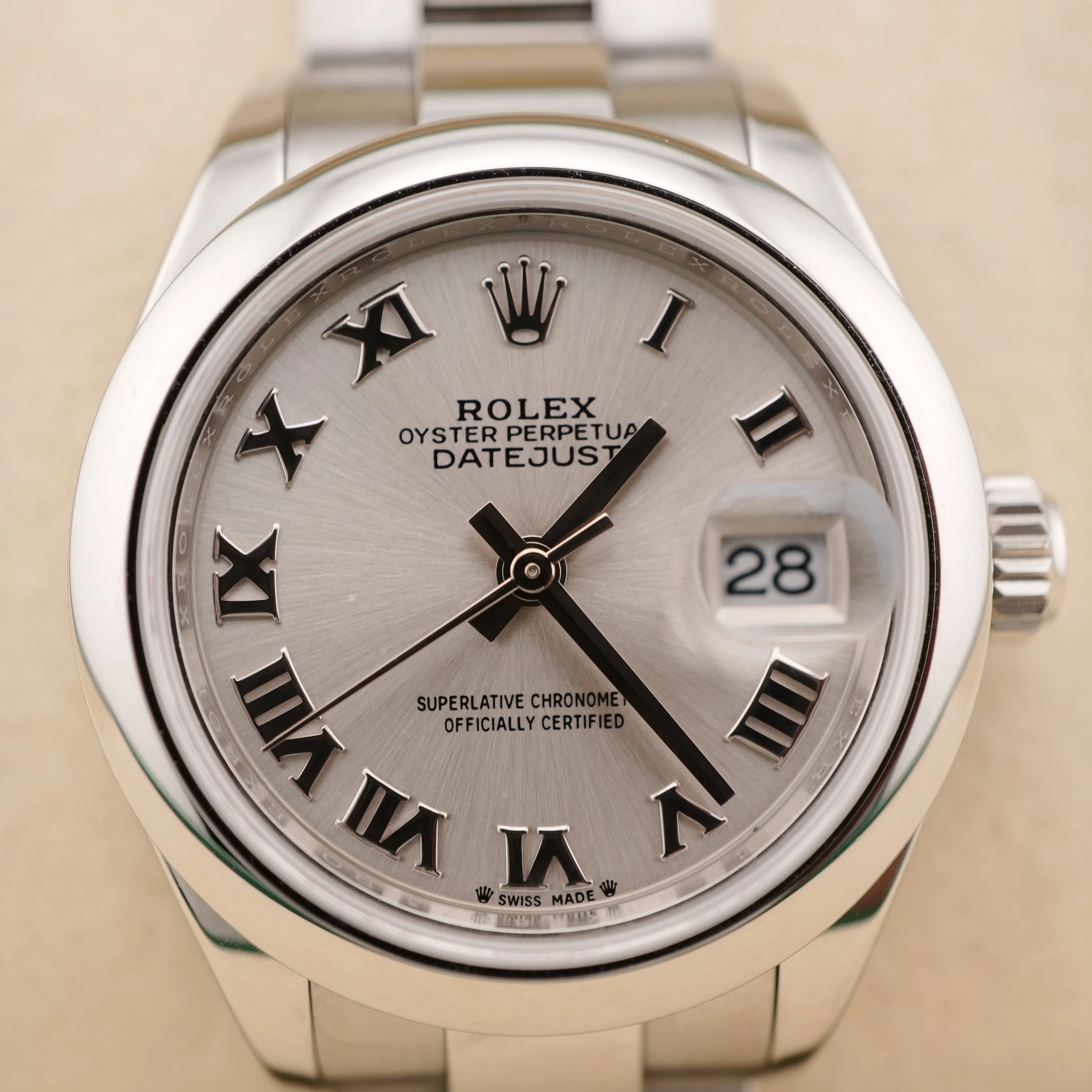 Rolex 279160 Lady-Datejust 28 mm Smooth Bezel Silver Dial Oyster Bracelet Box and Papers 2022 - Image 3
