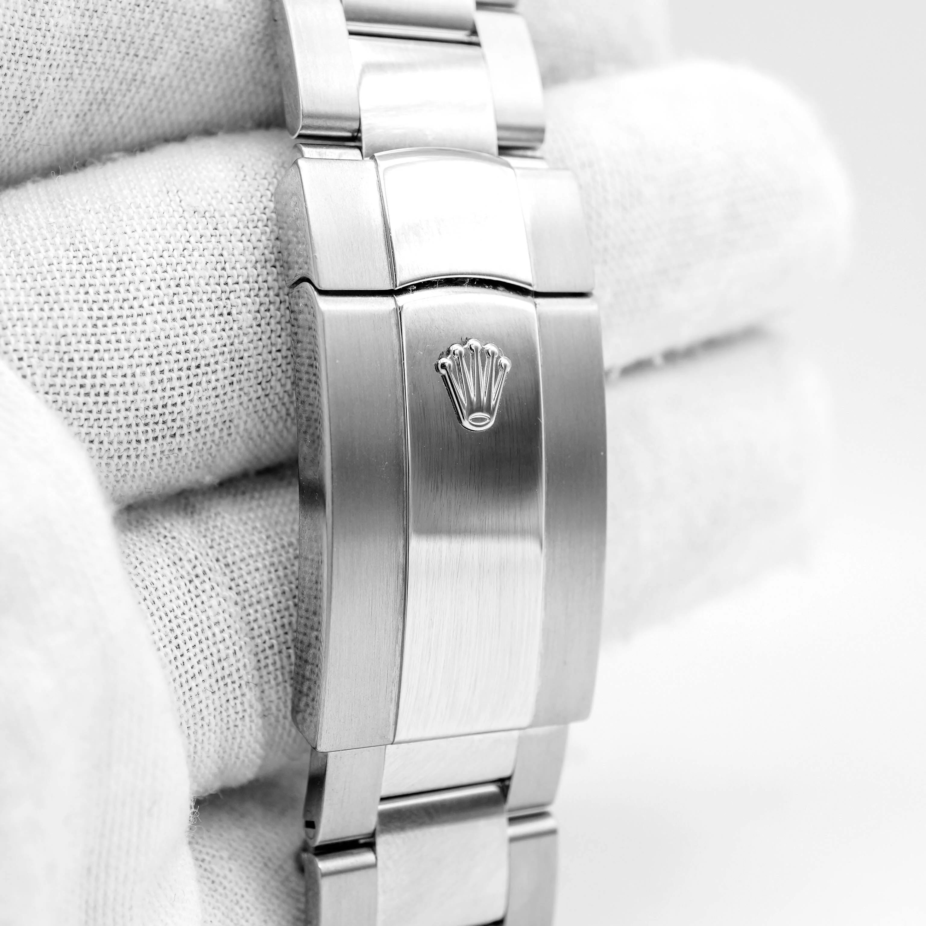 Rolex 326934 Sky-Dweller 42 mm Fluted Bezel Black Dial Oyster Bracelet Box and Papers 2019 - Image 5