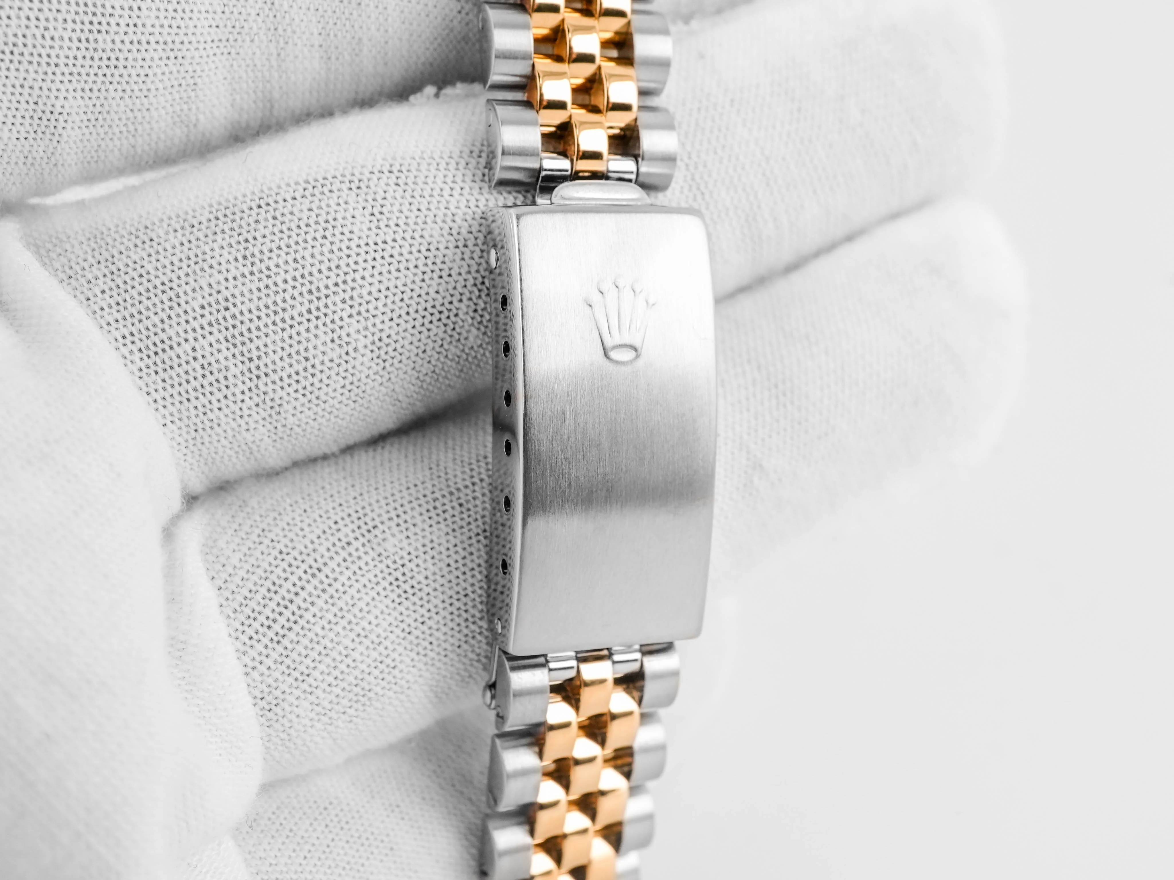 Rolex 68273 Datejust 31 mm Fluted Bezel Champagne Roman Dial Jubilee Bracelet Box and Papers 1998 - Image 4