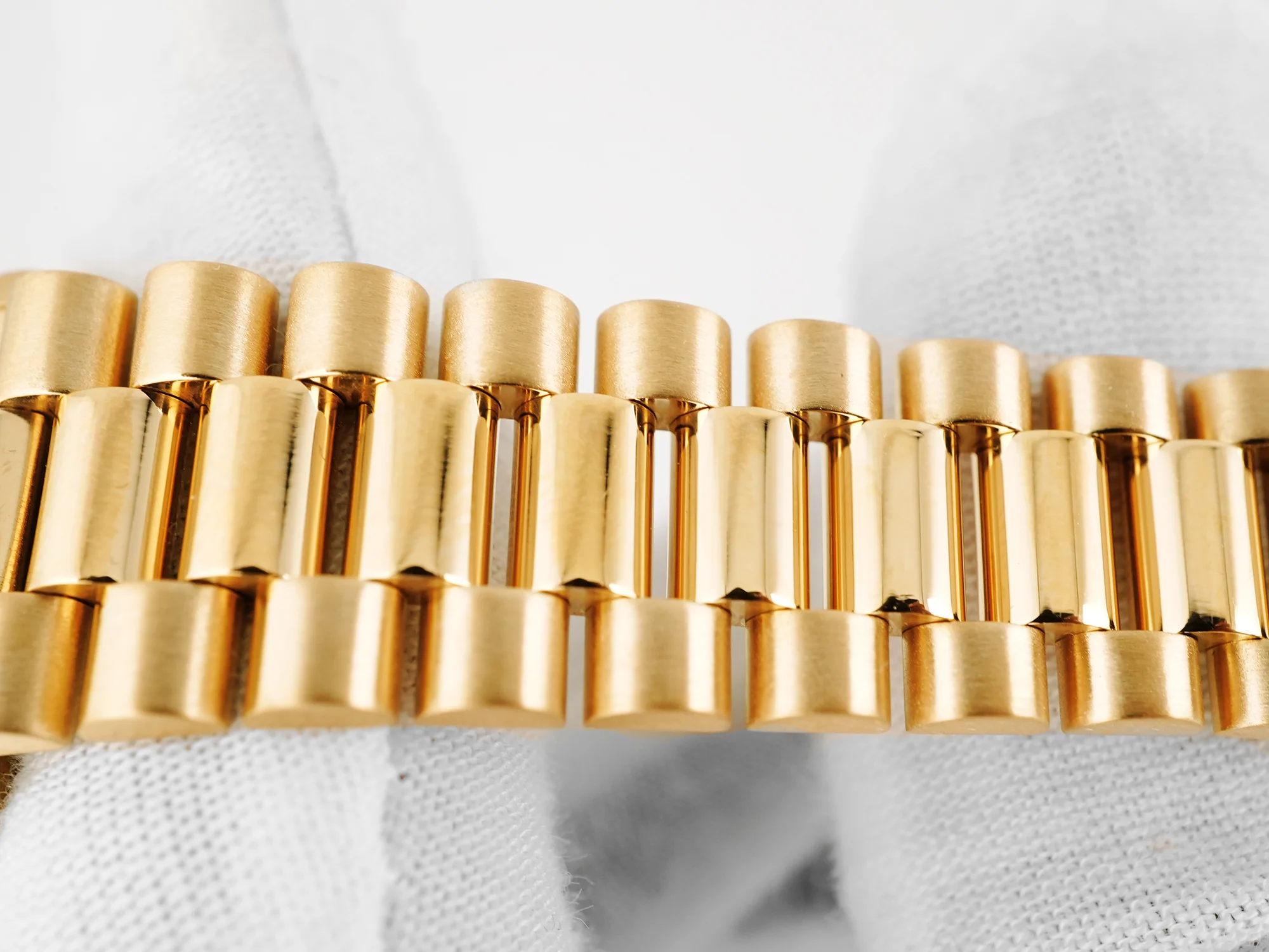Rolex 68278 Datejust 31 mm Fluted Bezel Champagne Diamond Dial President Bracelet Box 1991 - Image 6