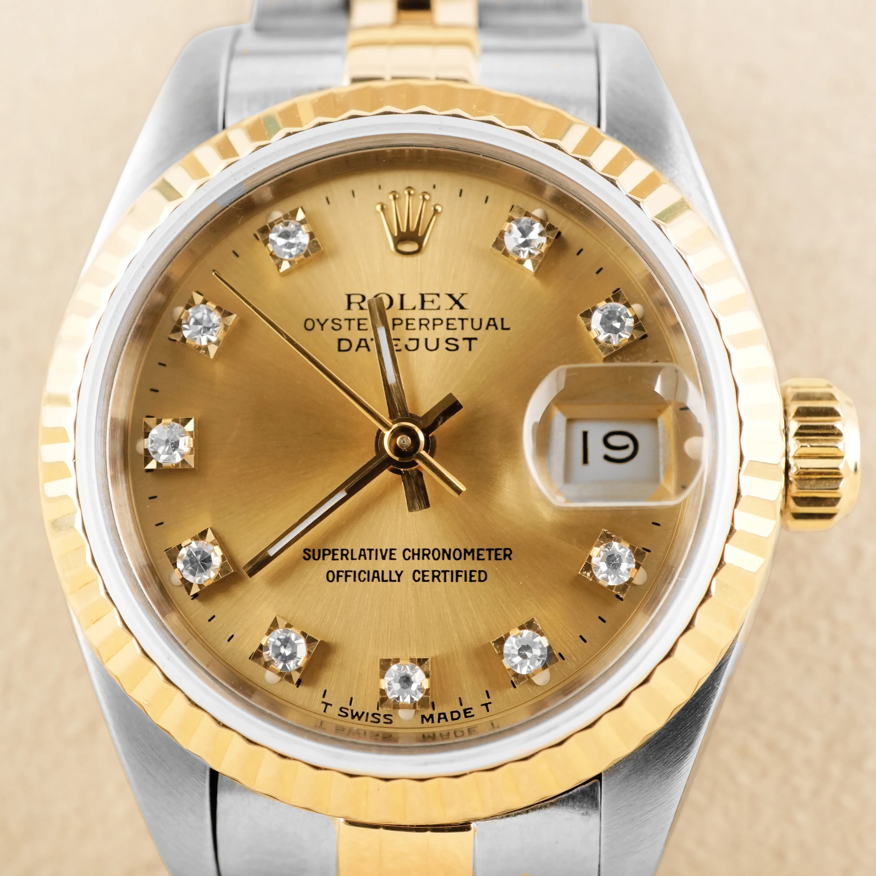 Rolex 69173 Lady-Datejust 26 mm Fluted Bezel Champagne Diamond Dial Jubilee Bracelet Box and Papers 1993 - Image 3