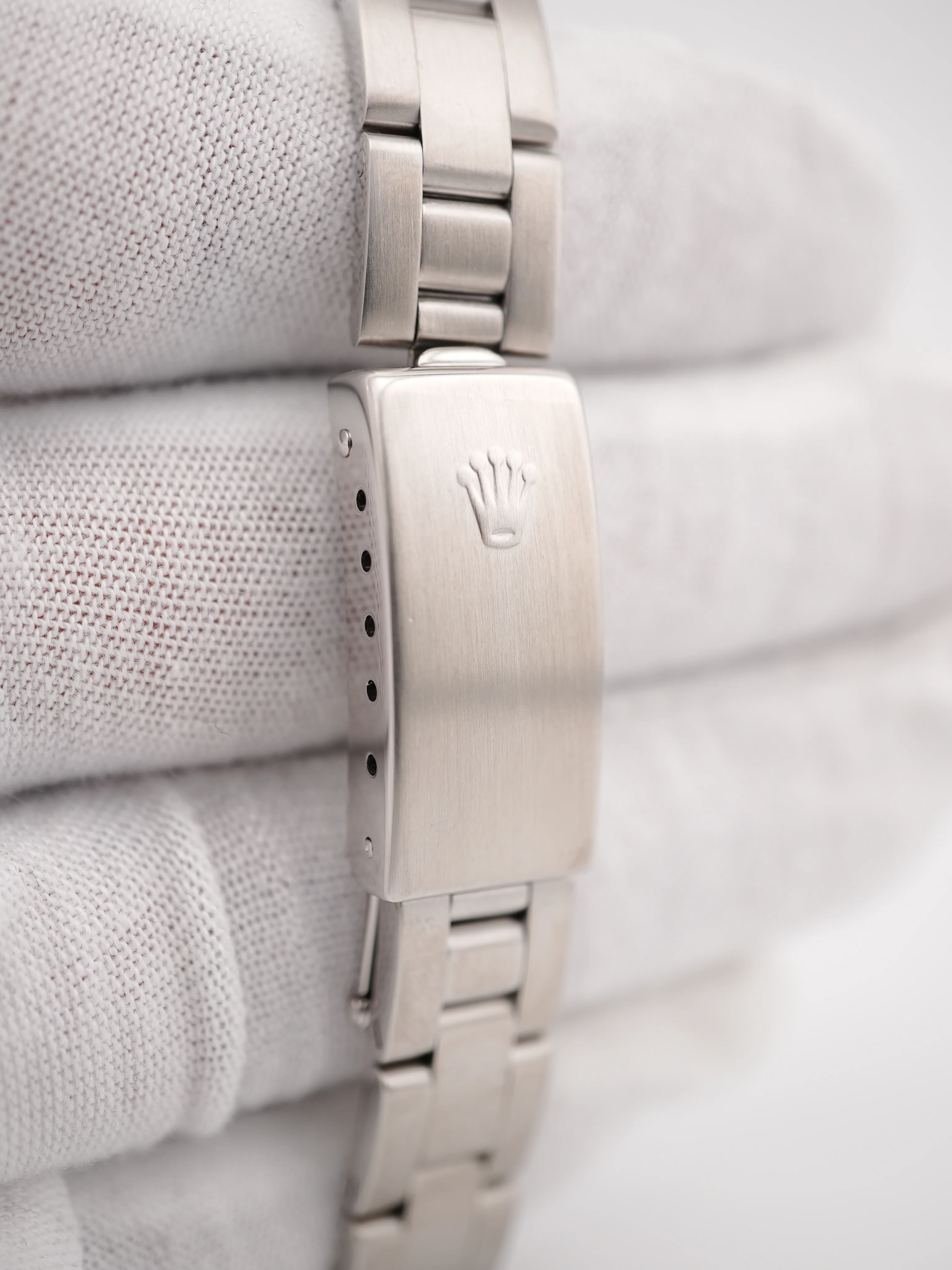 Rolex 76080 Oyster Perpetual Lady 24 mm White Roman Dial Oyster Bracelet Box and Papers 1999 - Image 5