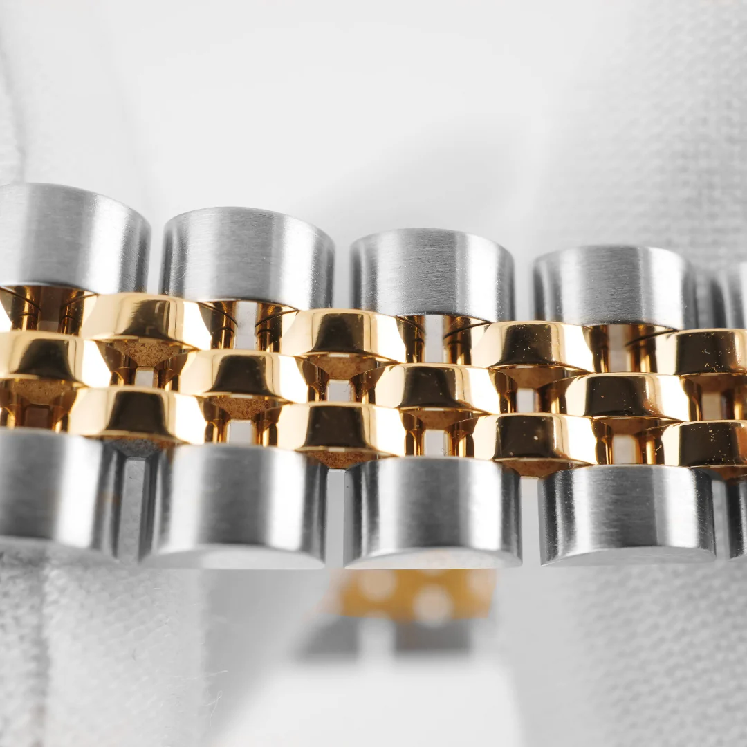 Rolex 79173 Lady-Datejust 26 mm Champagne Index Dial Jubilee Bracelet Box and Papers 1999 - Image 6