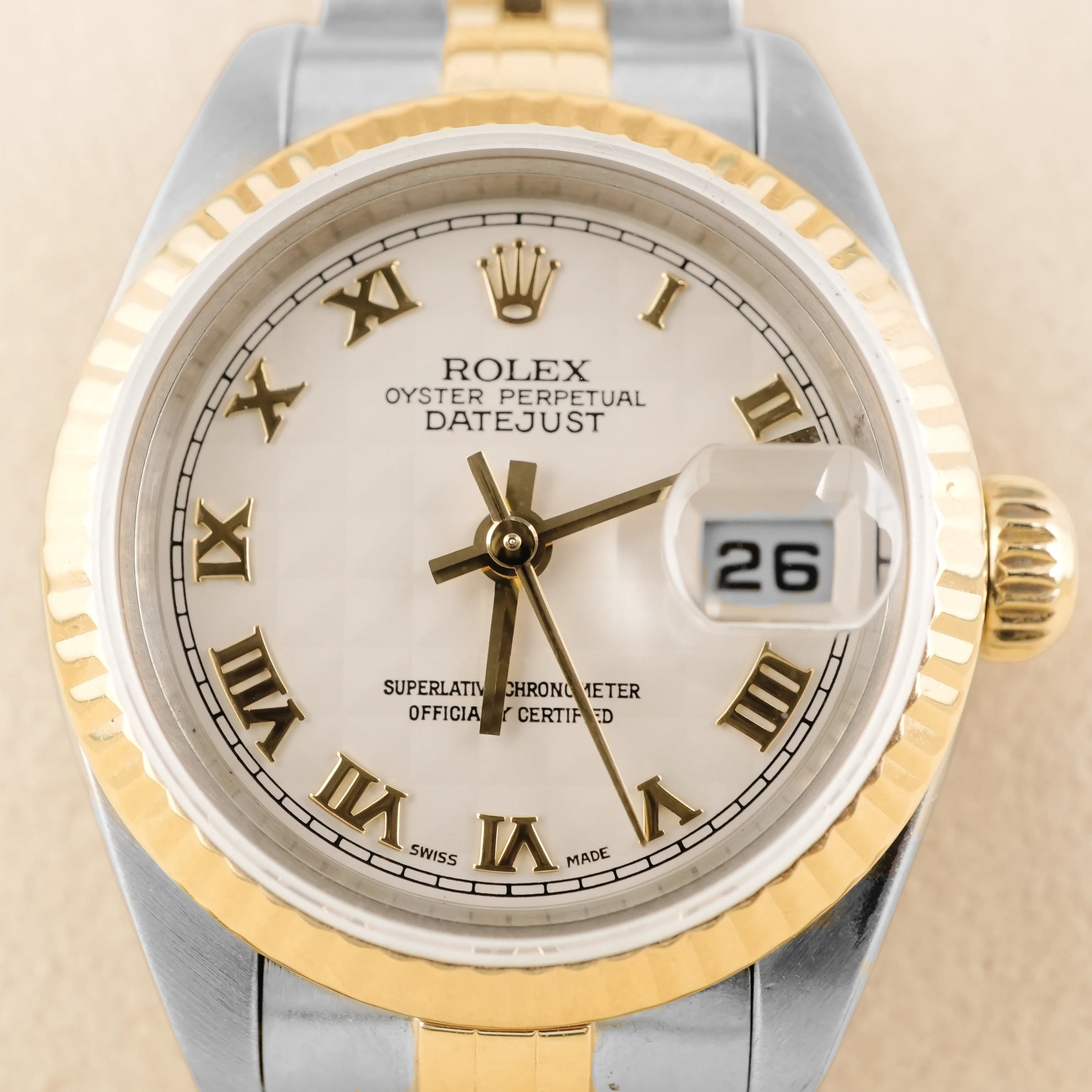 Rolex 79173 Lady-Datejust 26 mm Fluted Bezel Ivory Pyramid Roman Dial Jubilee Bracelet Box 2001 - Image 3