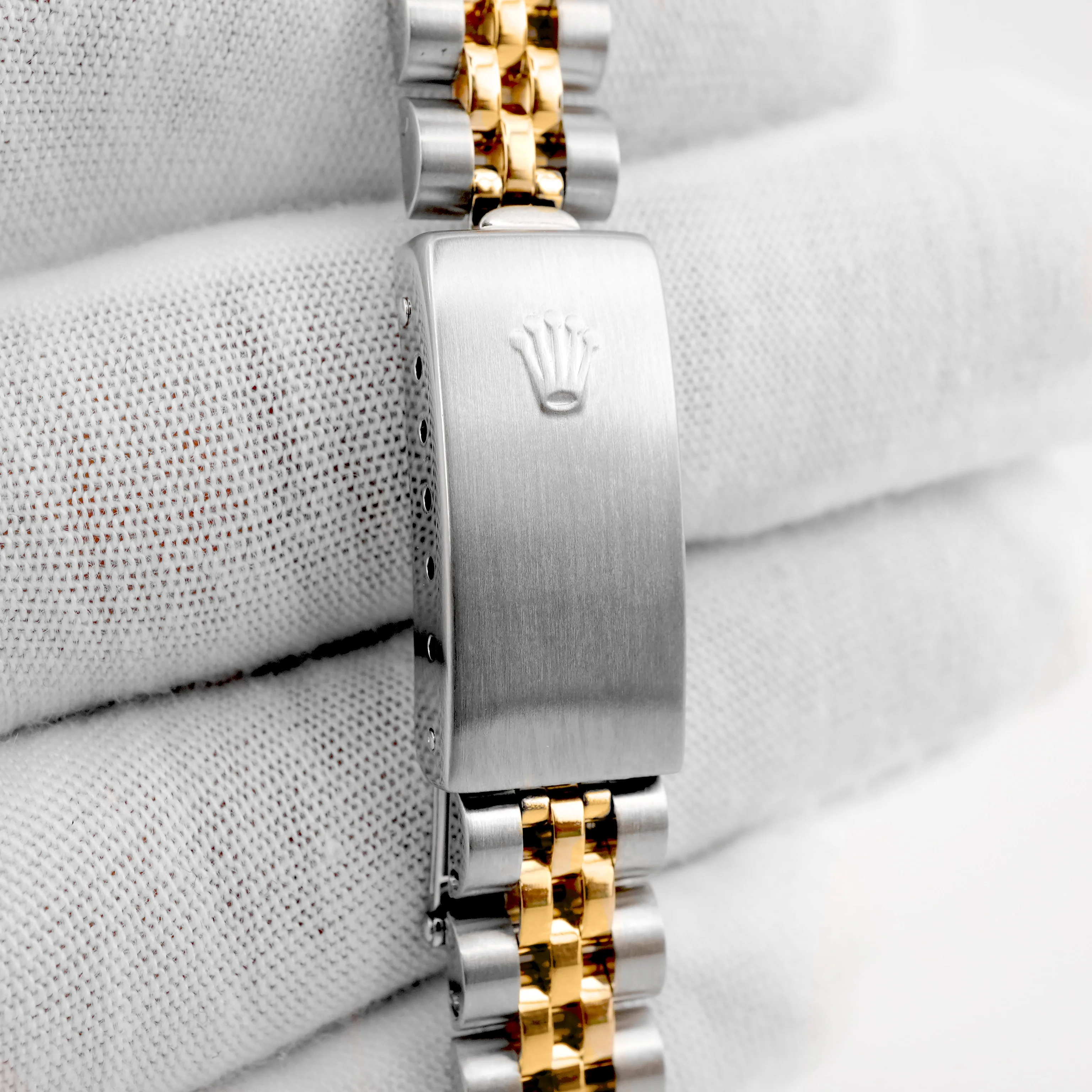 Rolex 79173 Lady-Datejust 26 mm Jubilee Ivory Arabic Dial Jubilee Bracelet Box and Papers 2000 - Image 5